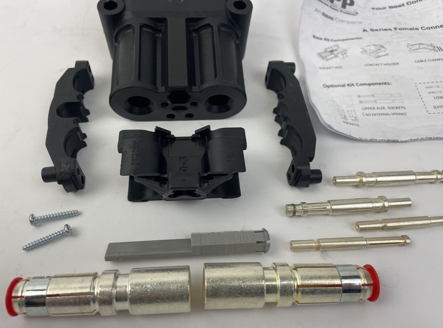 Anderson Power Products Connector, Power, Heavy Duty, A32 SCKT 2/0AWG W/ 2 UPPER