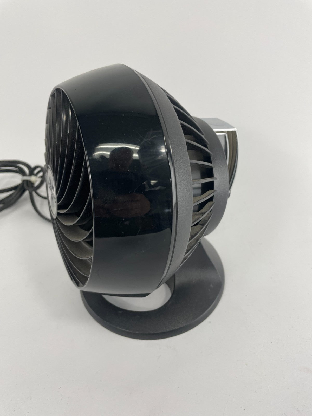 Vornado Flippi Table Desk Fan Adjustable Tilt Electric Personal Fan Black