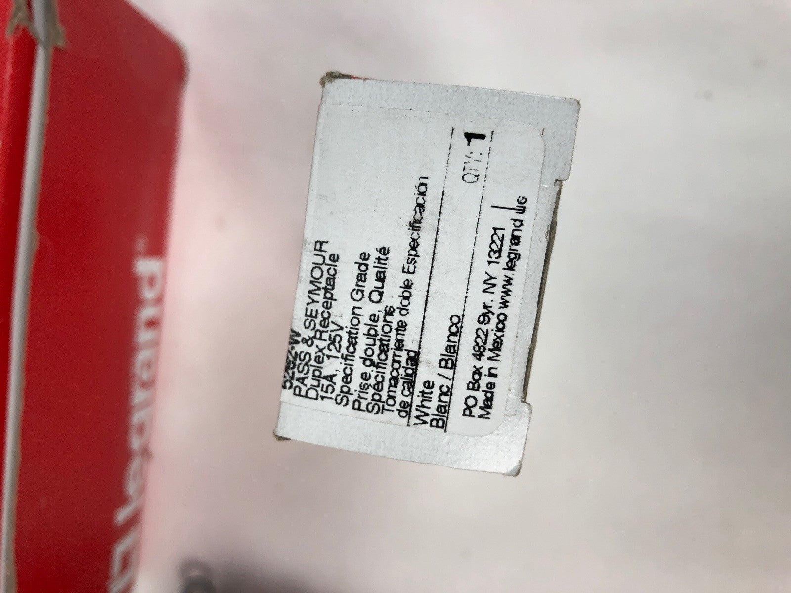 Legrand-Pass & Seymour 5262W Pass and Seymour 5262CD-W-15A Lot Of 10 - FSTSHP
