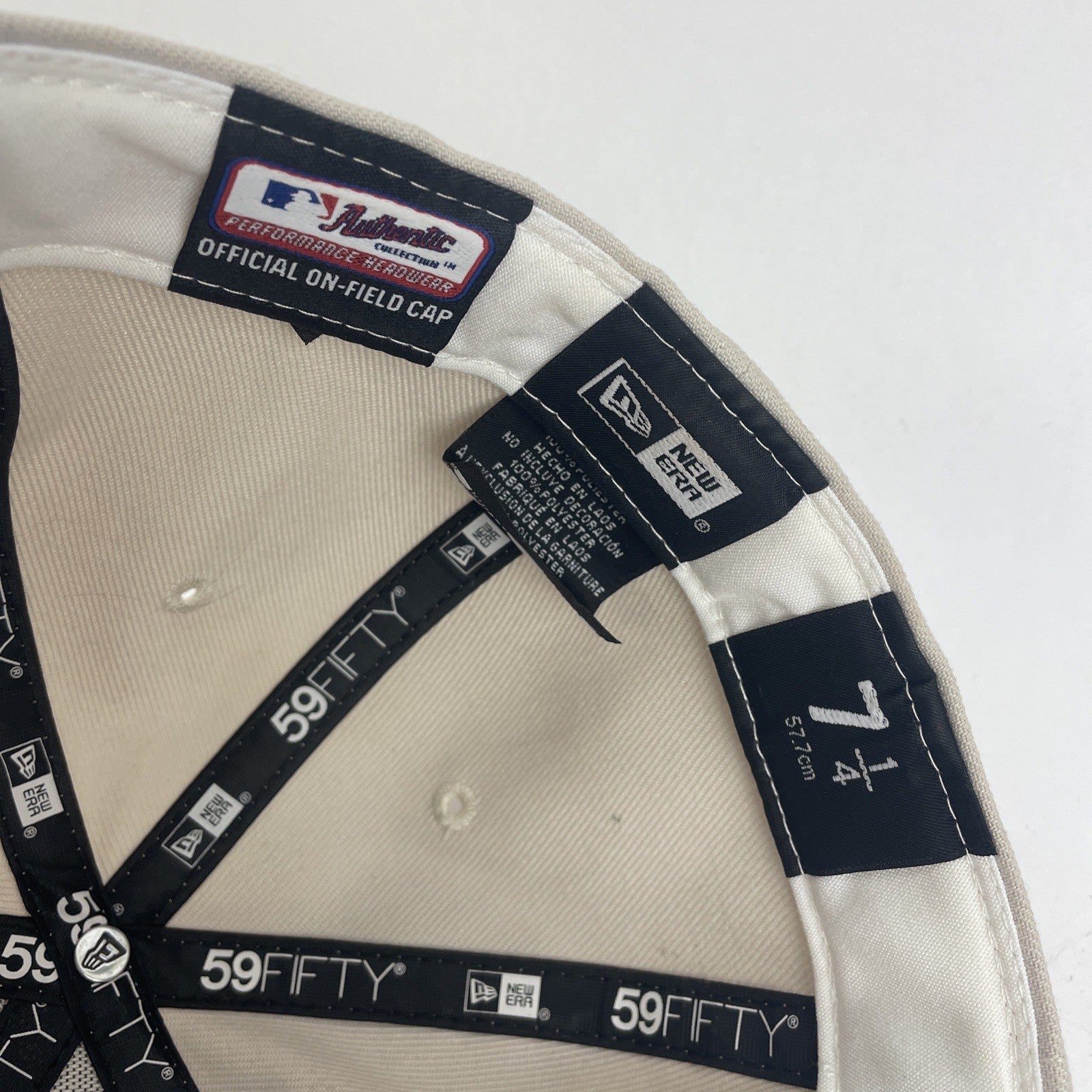 New Era 59FIFTY San Diego Padres fitted hat beige with pink detailing size 7 1/4