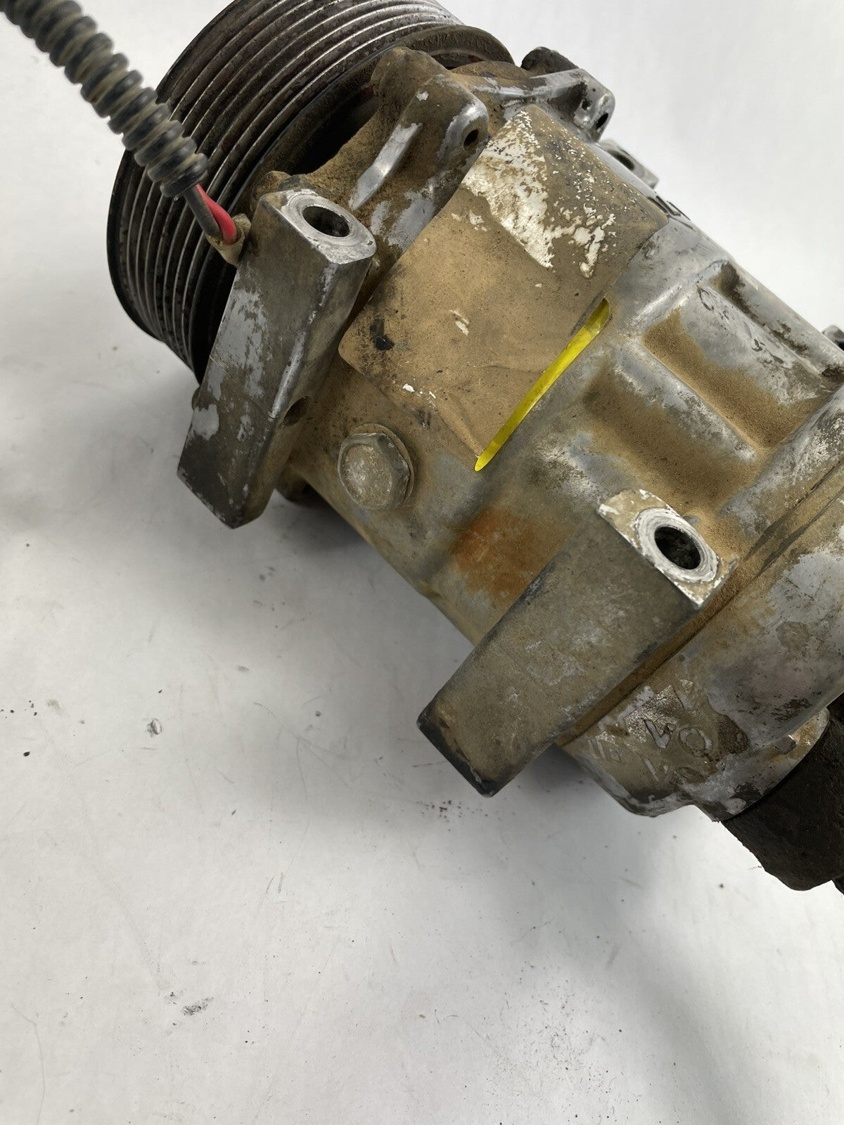 OEM A/C compressor Dodge Ram 2500 Cummins 12V B709AS2