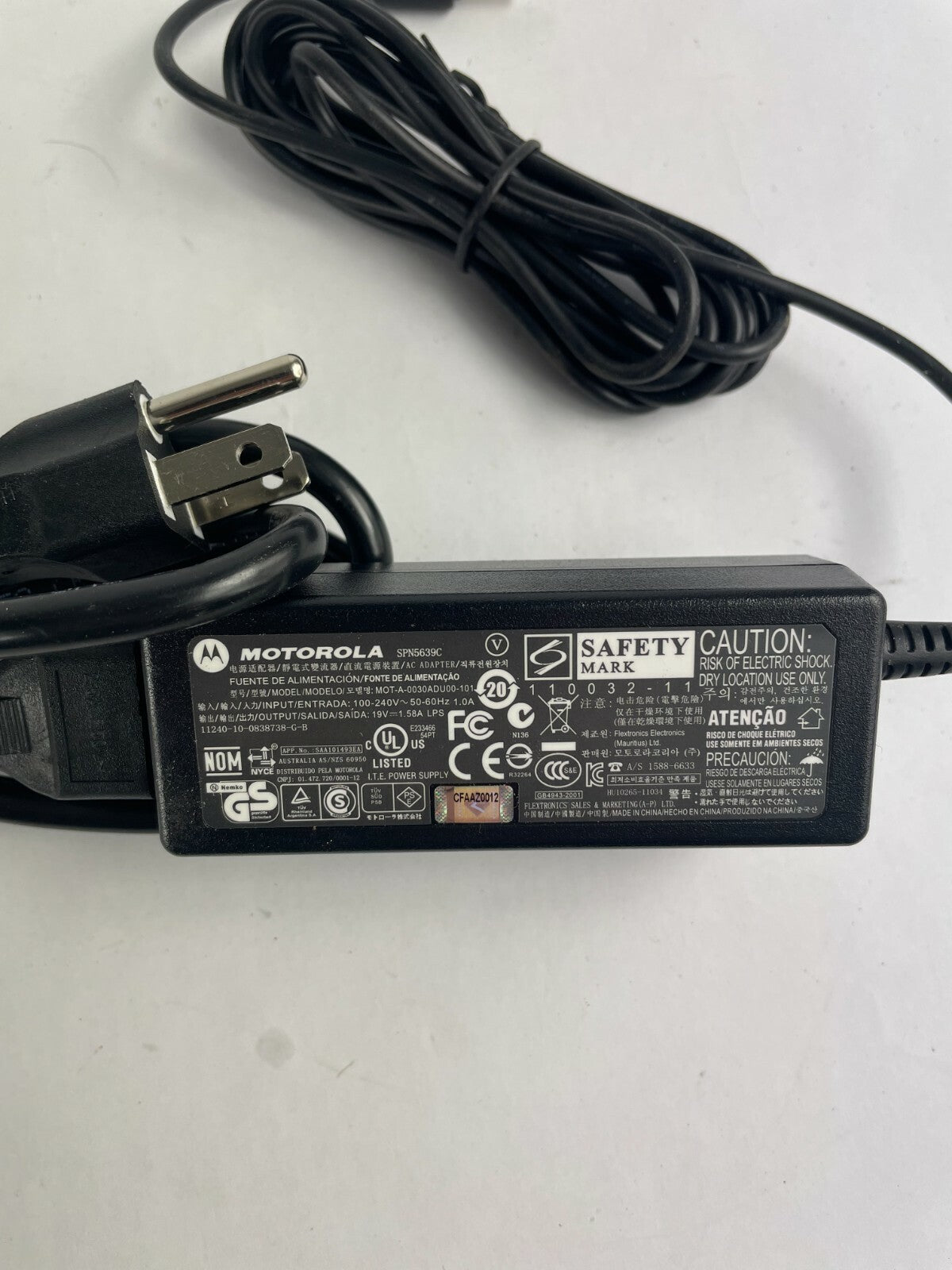 Genuine Motorola Ac Adapter Output 19 V 1.58 A Power Supply Adapter A95