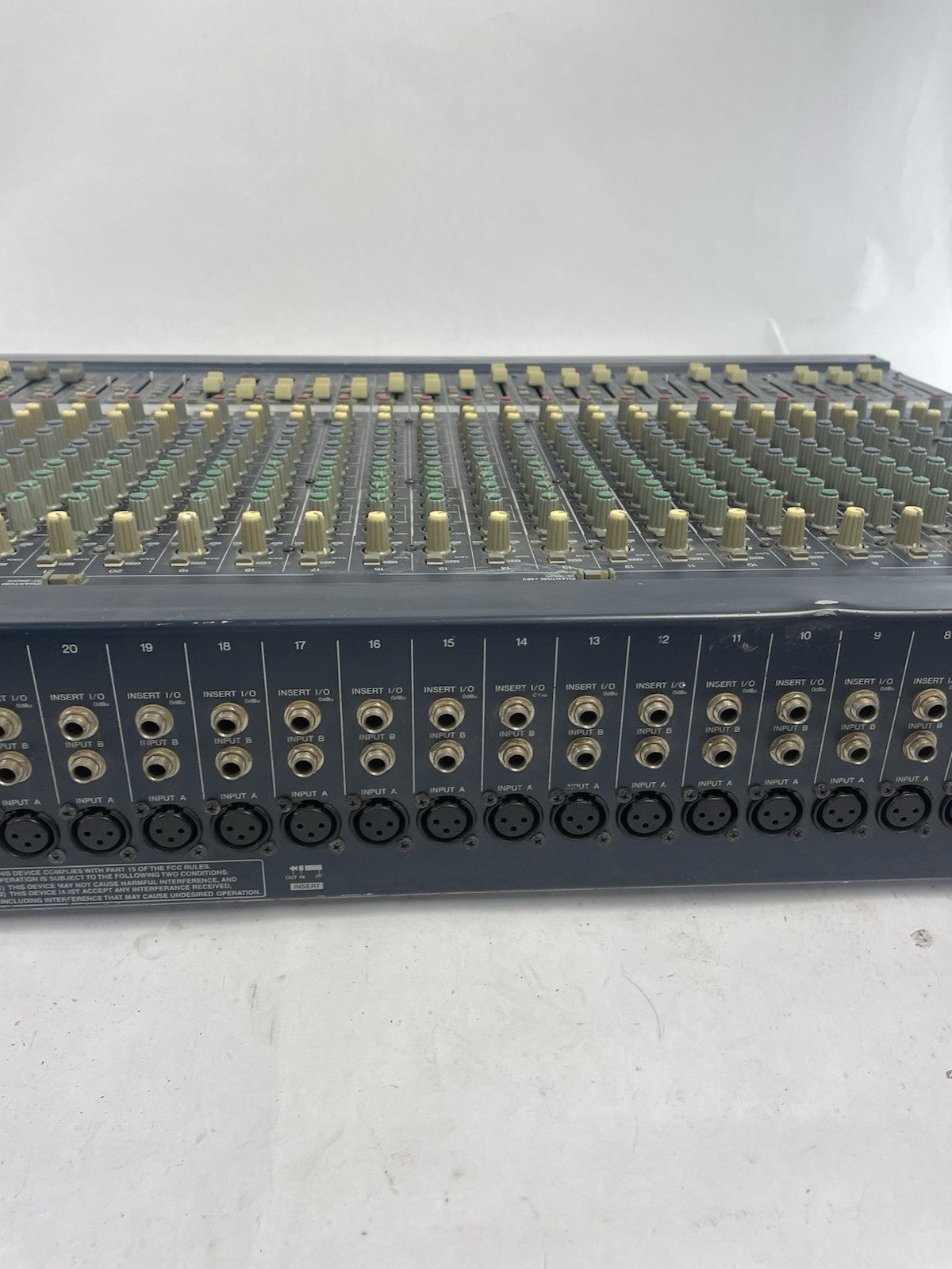 Yamaha MG32/14FX 32-Channel Mixer Mixing Board with Grundorf Travel Case