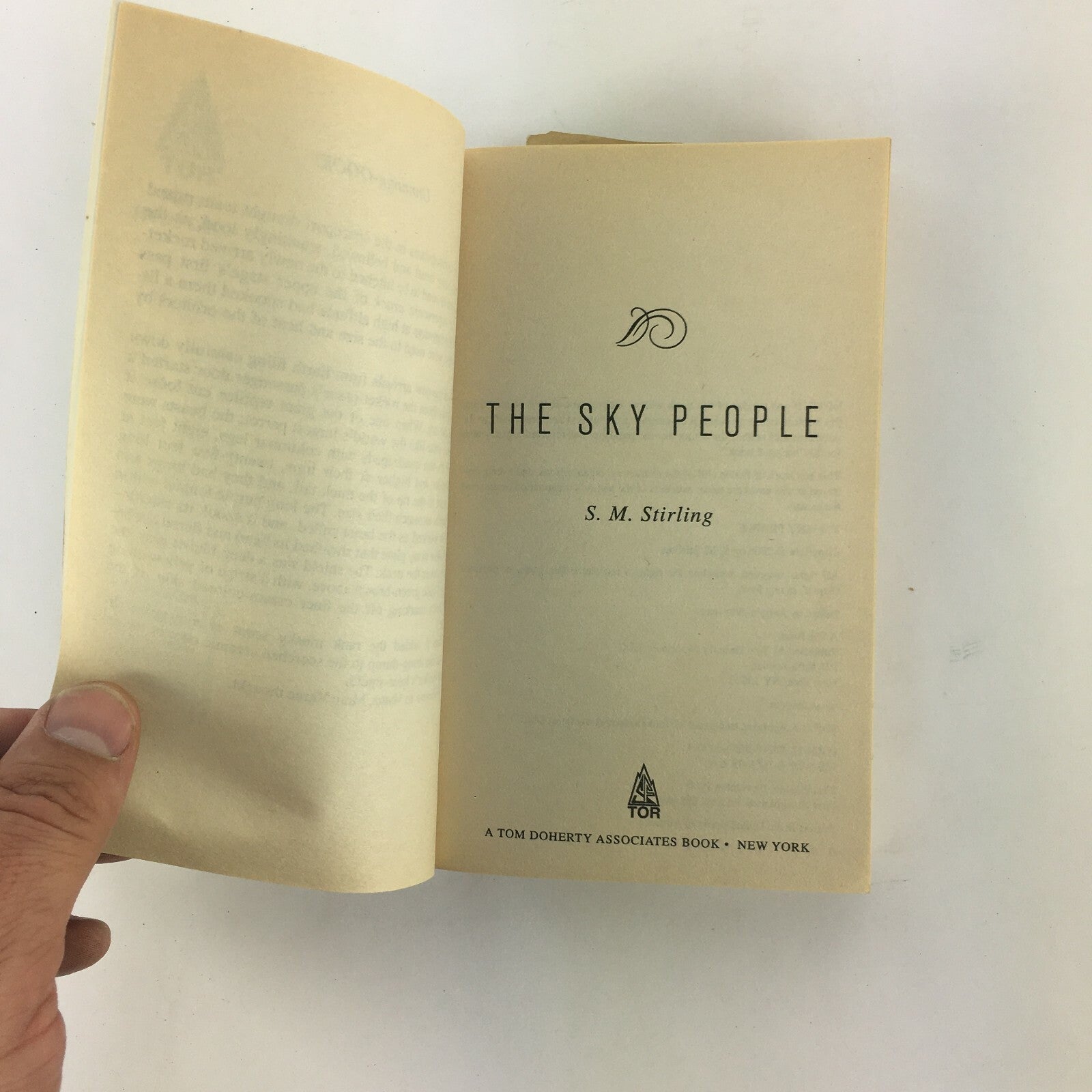 S.M.Stirling The Sky People Rollicking terrific premise