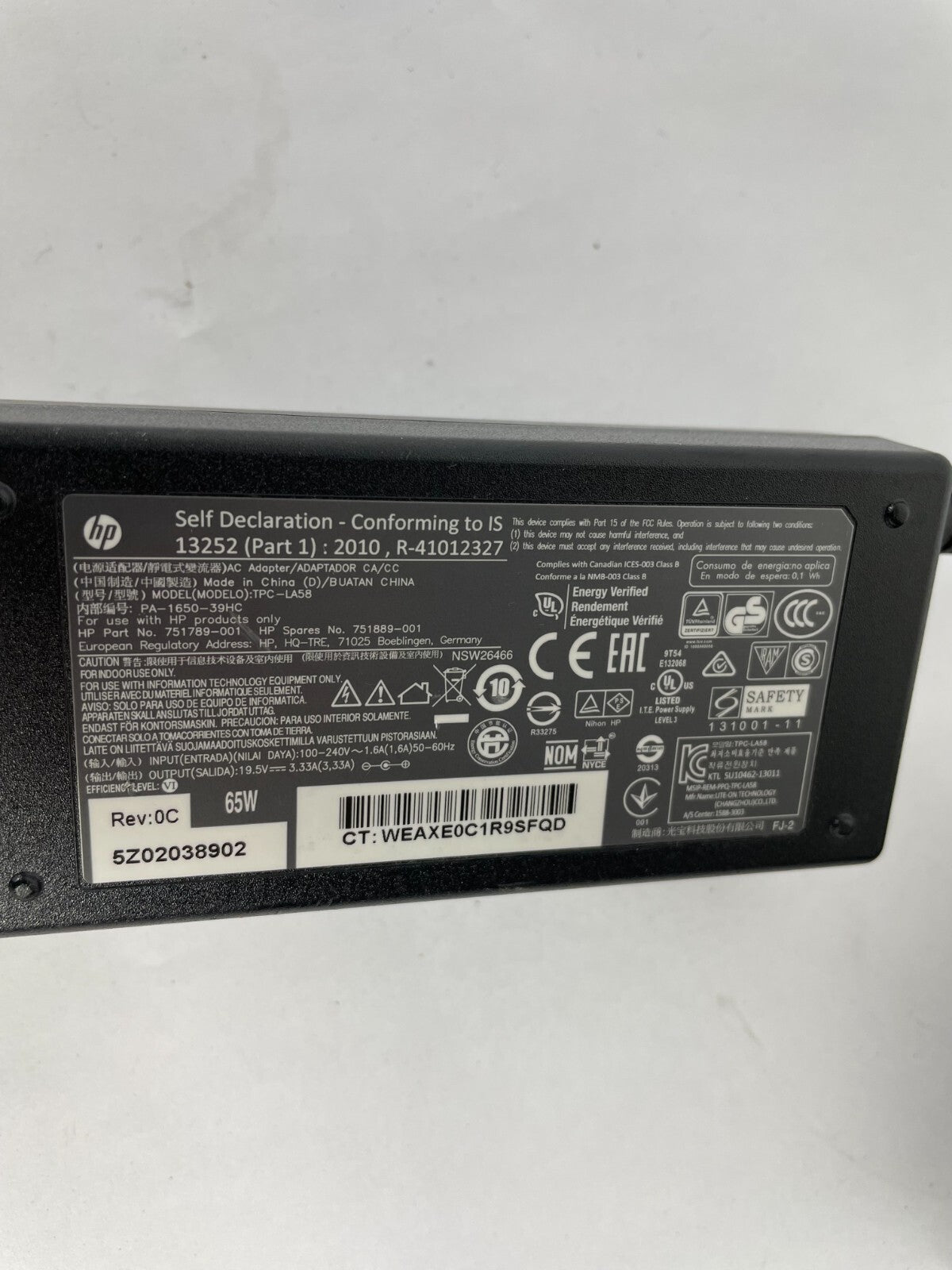 Genuine HP TPC - LA58 Adapter Output 19.5 V 1.6 A Power Supply Adapter A53