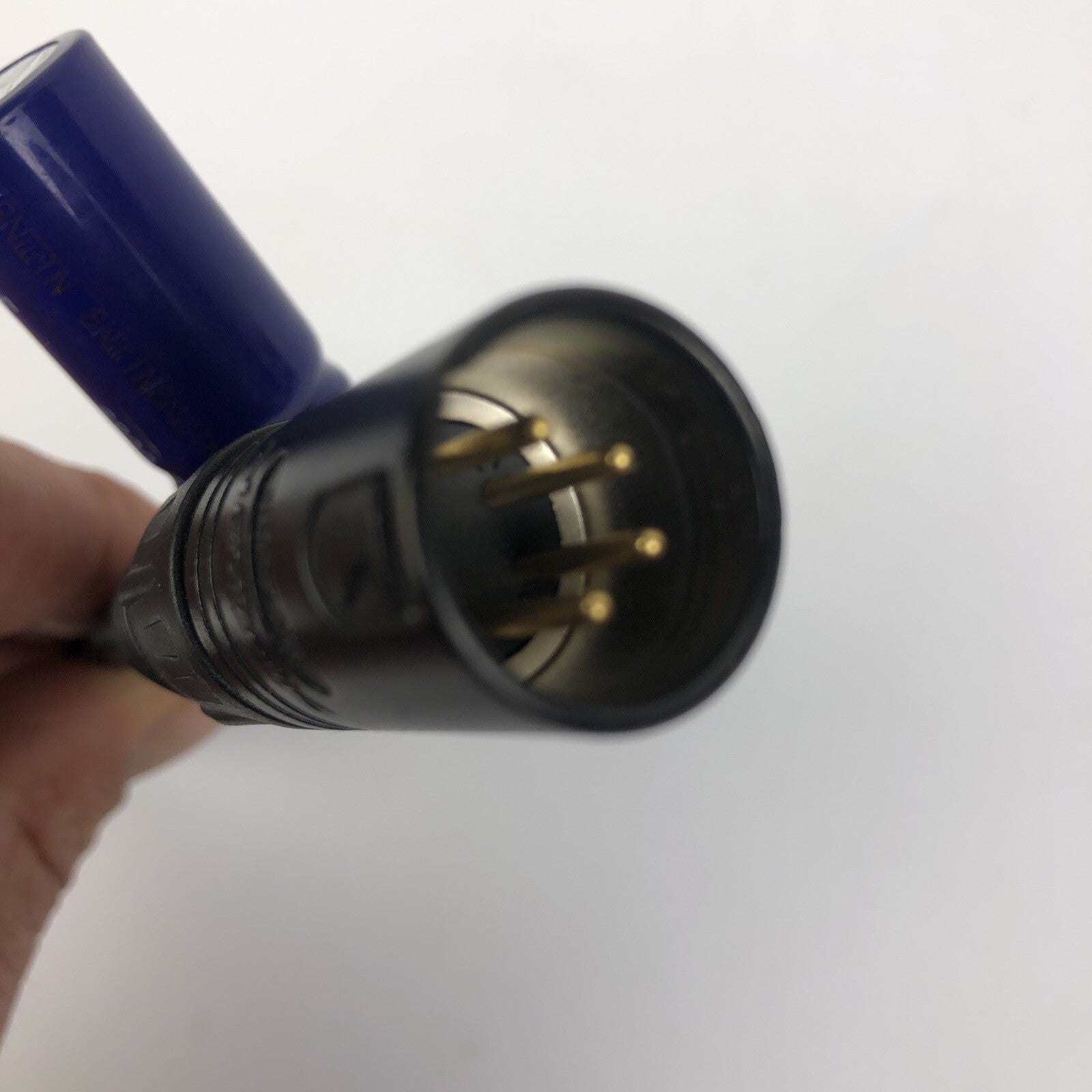 Neutrik Black Gold Plated 4 Pin XLR Male To Female w 6800uF 25V 85°C Capacitor