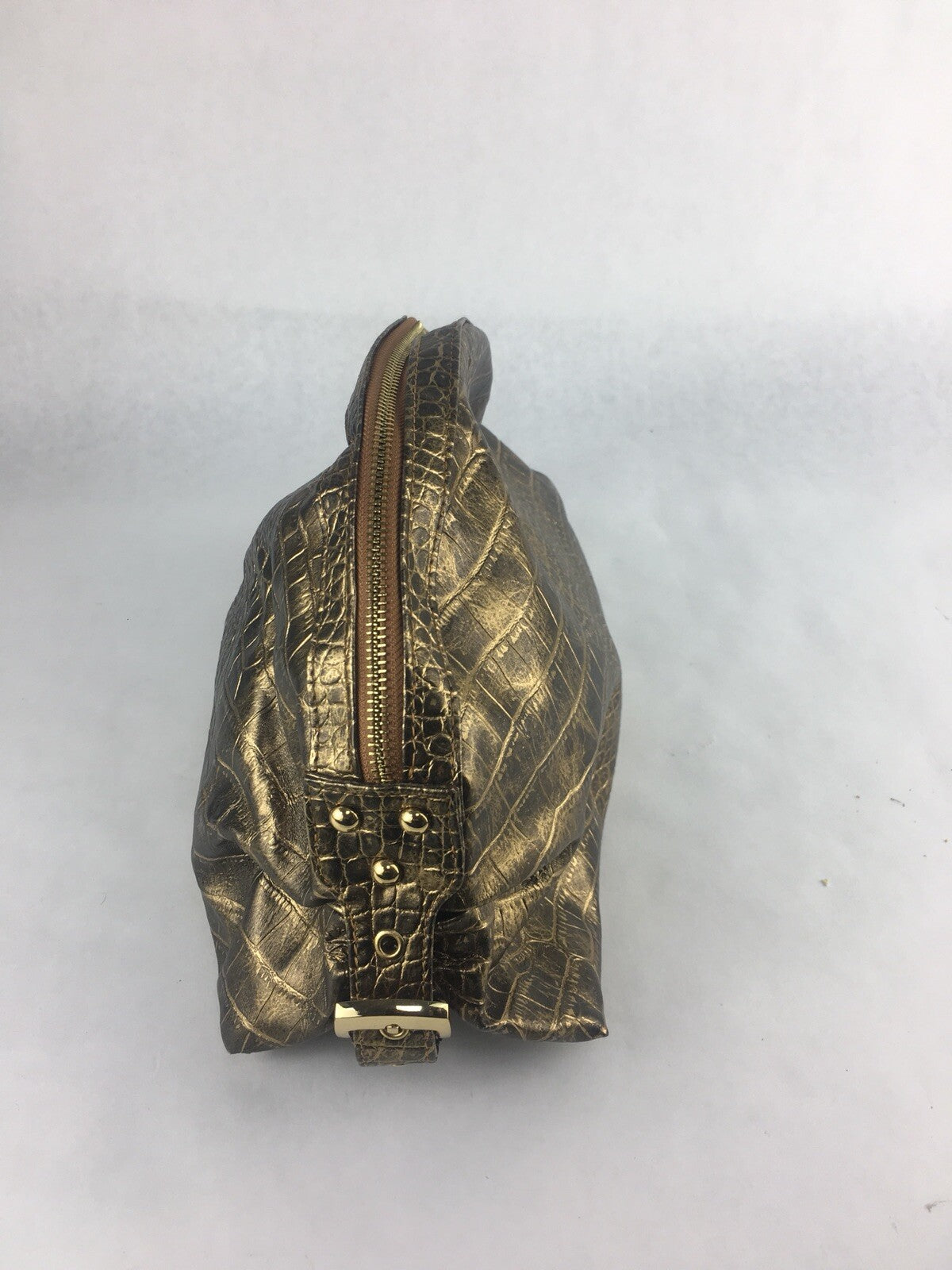 The Find - Faux Croc Leather Hand Purse