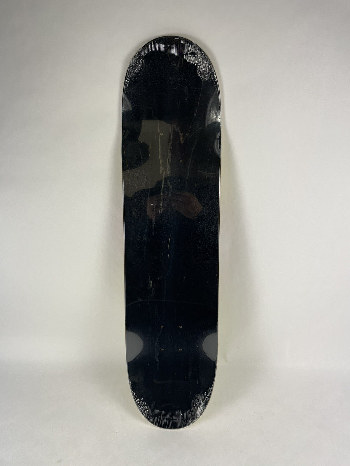 Hull Skateboards Tongue and Lips Logo 8.125-inch hard rock maple skateboard deck with premium graphic design.