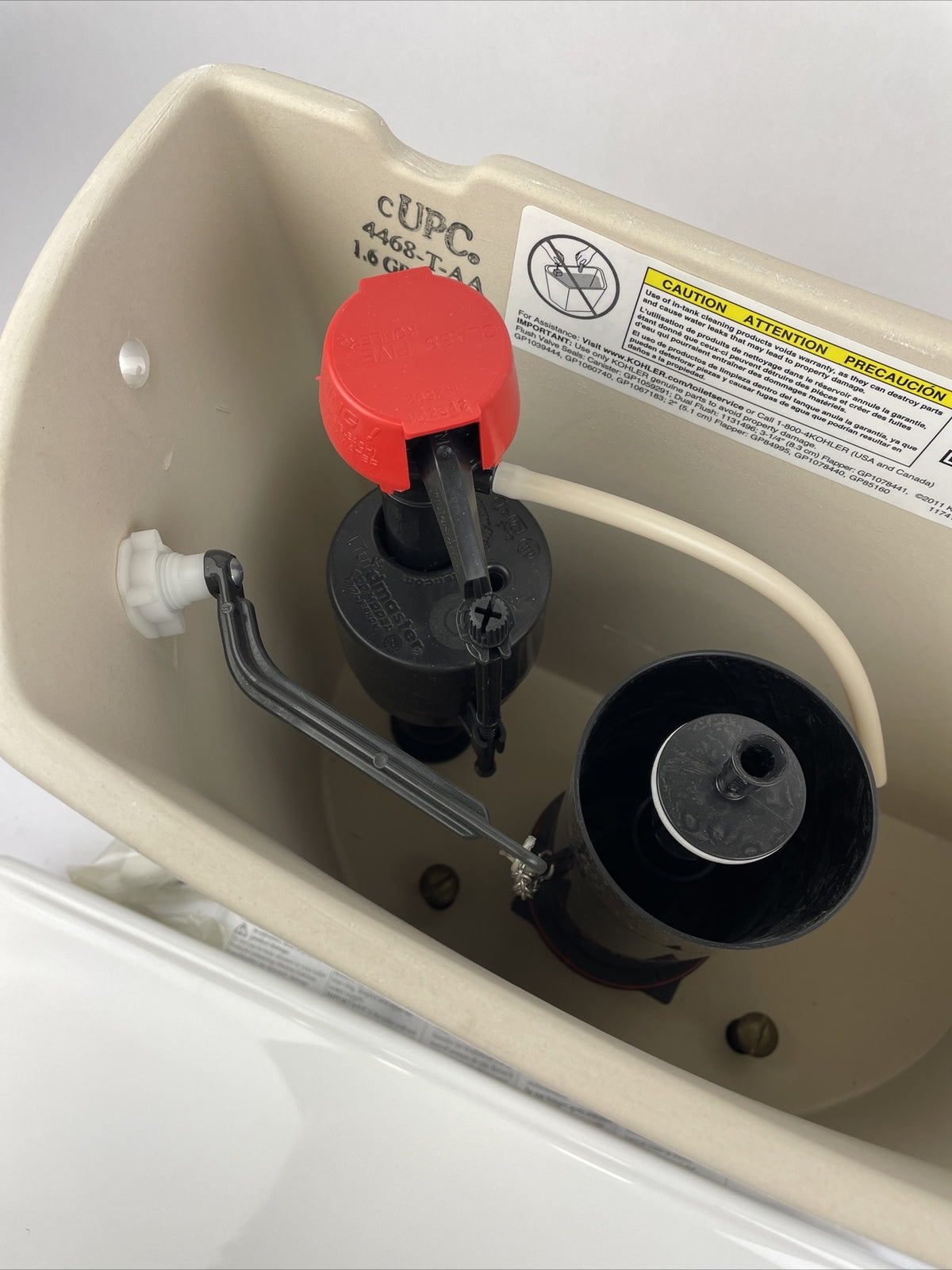 Kohler K-4468-T-0 Wellworth white toilet tank with trip lever and flush valve