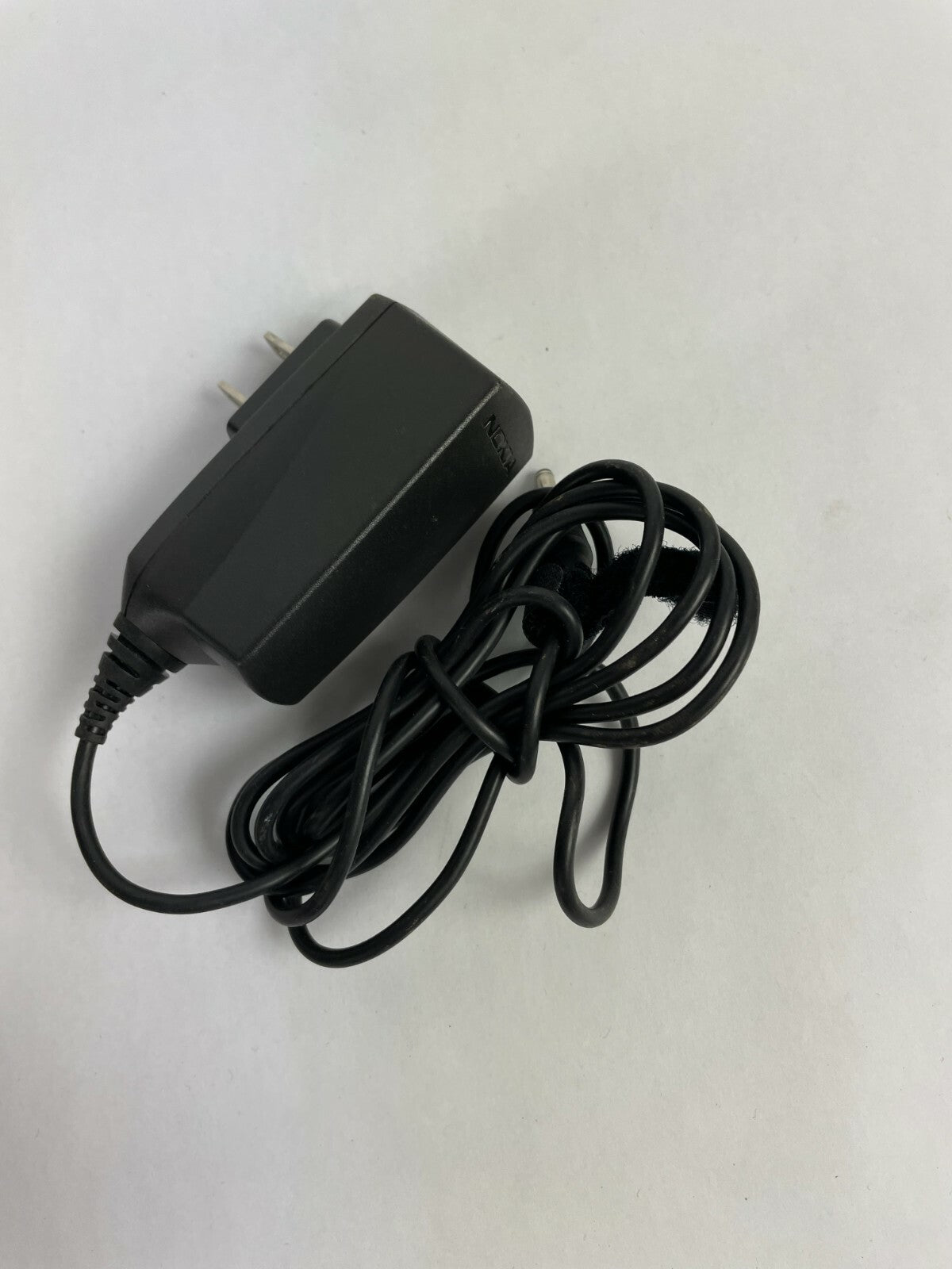 Genuine Nokia ACP-12U AC Adapter Output 5.7 V 800mA Power Supply Adapter A51
