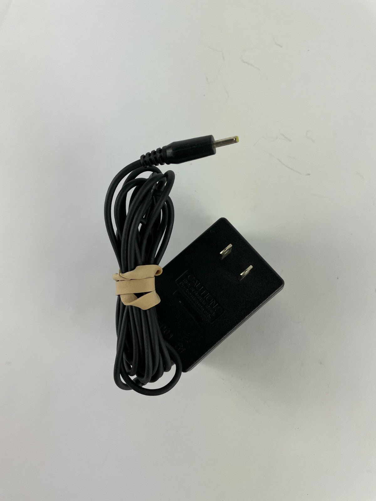 Genuine Kyocera TXACA0C01 Output 5.2 V 400 mA Power Supply Adapter A57