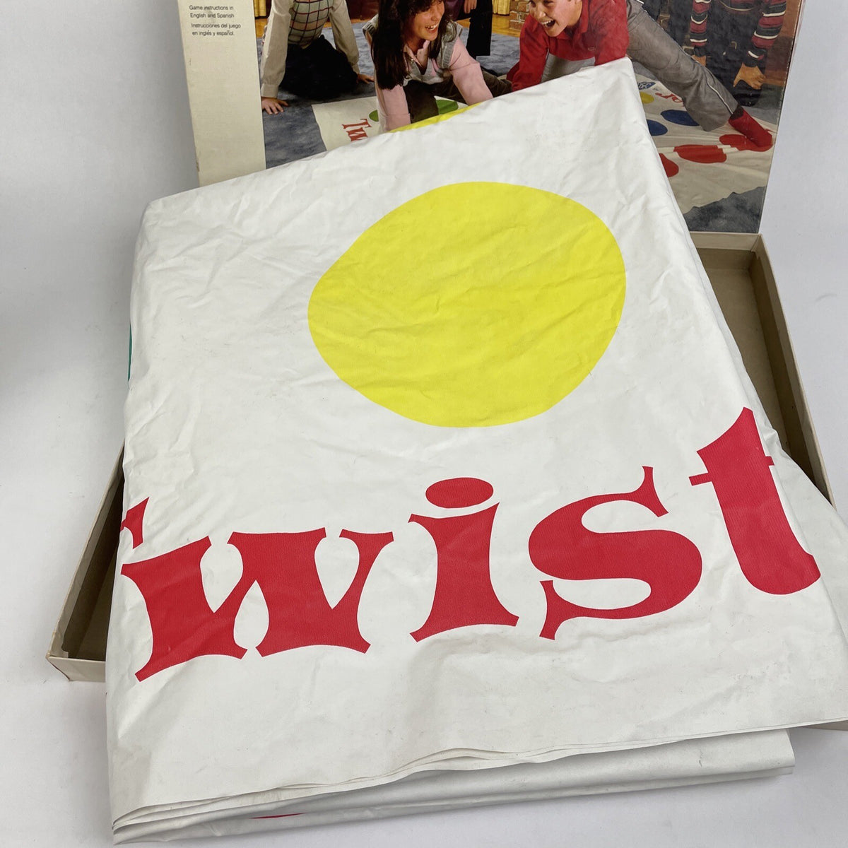 Vintage Twister Milton Bradley 4645 Game USA - 1986 Game that Ties You in Knots