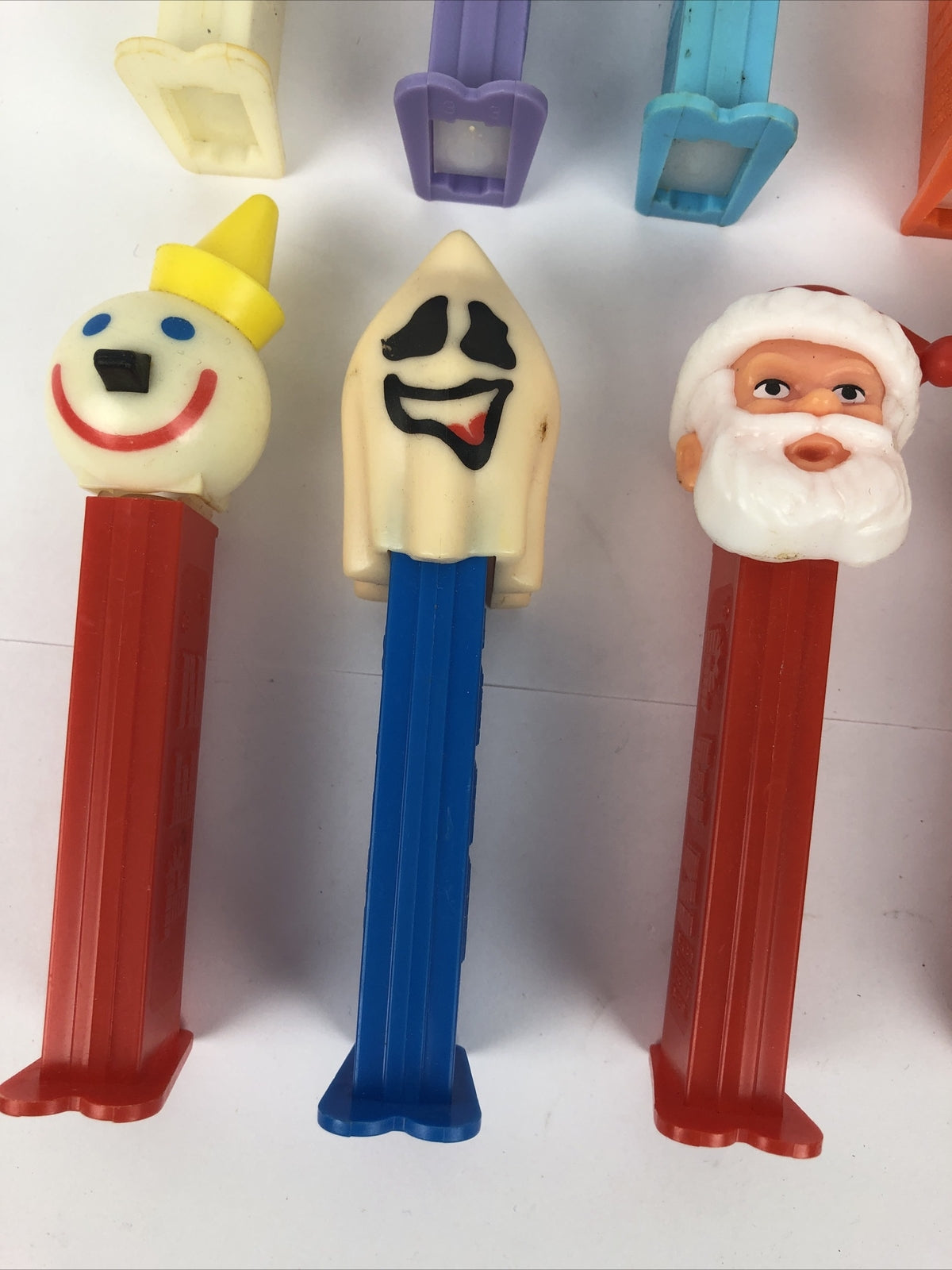 11 x VNTG PEZ Dispenser lot Star Wars Sponge Bob Santa Jack in the Box + More