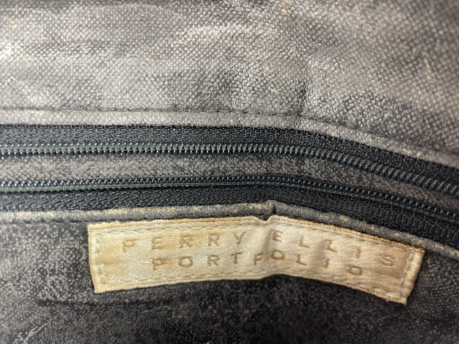 Perry Ellis Portfolio Designer Olive Leather Purse Handbag