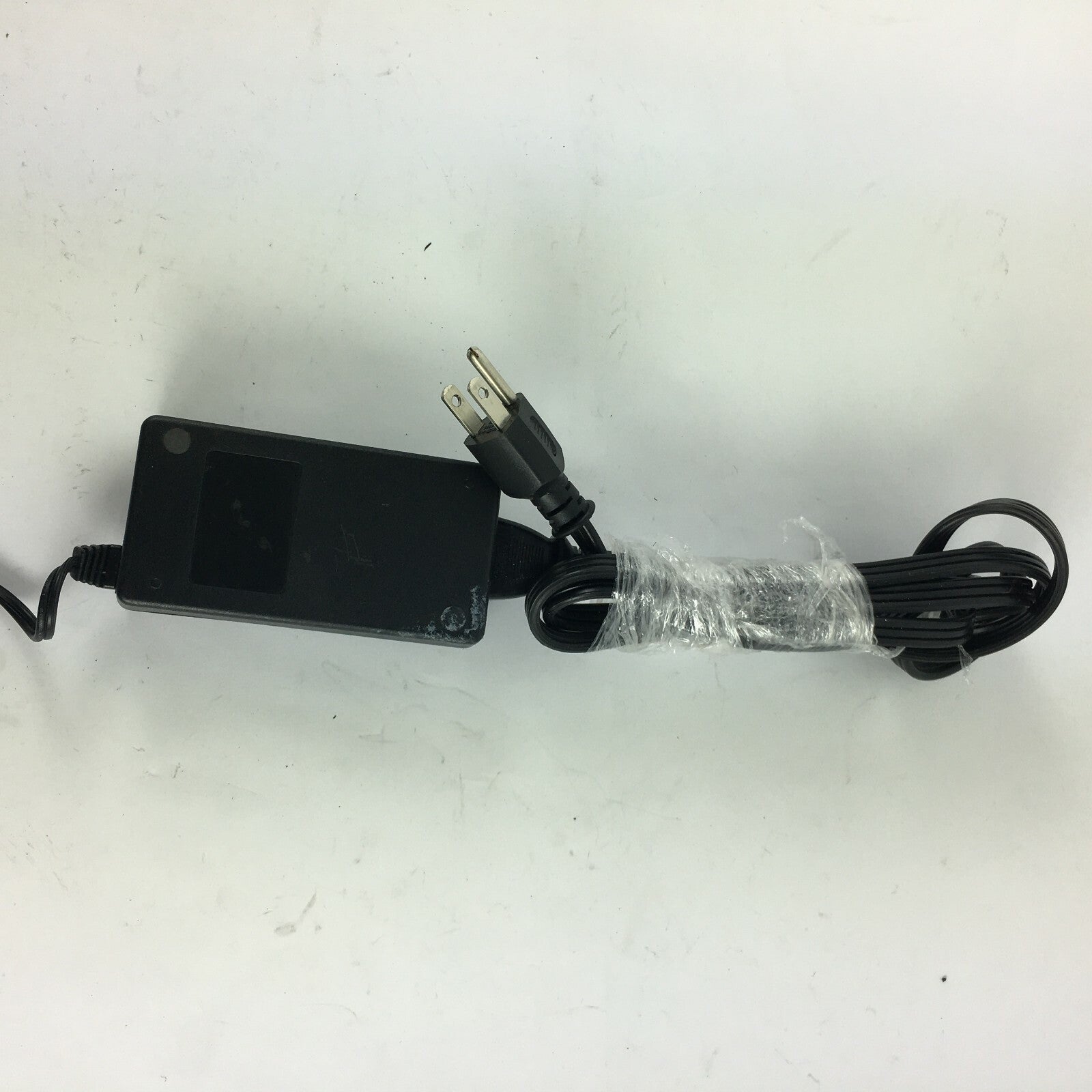 Genuine AC/DC Adapter SF18-150120-7(G) Output 15V 1.2A Power Supply Adapter A24