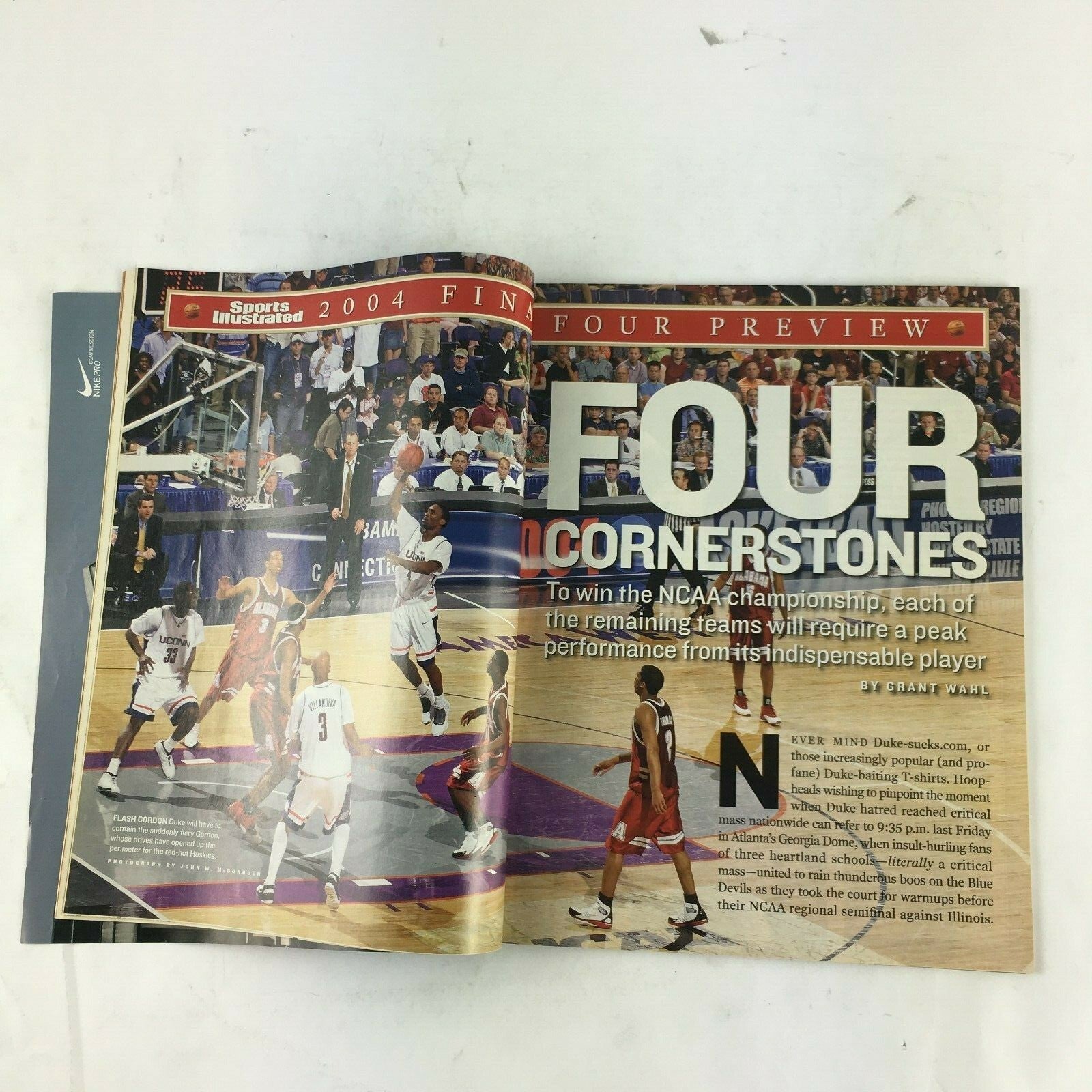 2004 Sports illustrated Magazine Hell FreezesOver Geel Vs. Scouts By TomVerducci