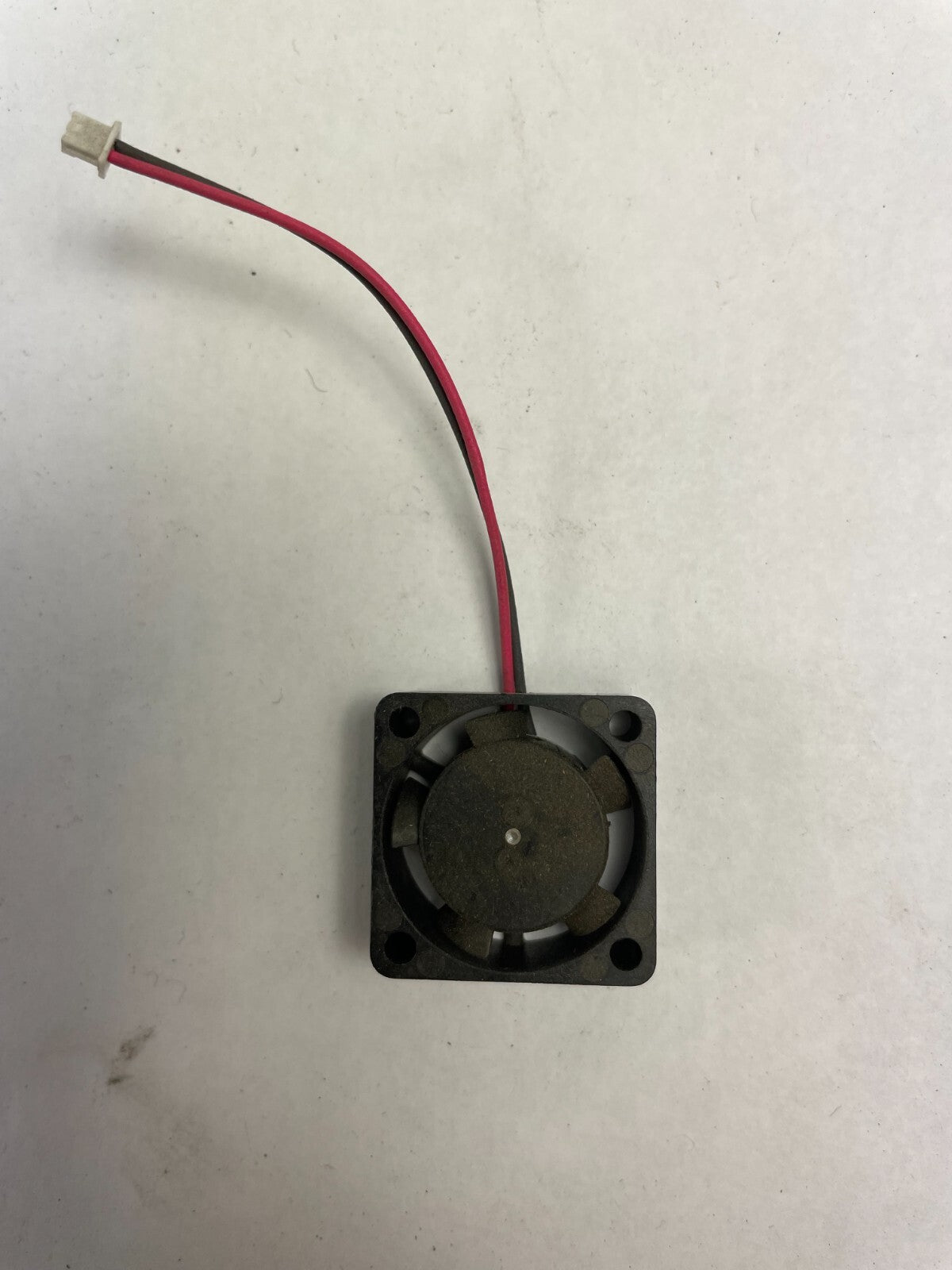 Nidec C34252-55 DC12V 2 - Wire CPU Cooling Fan