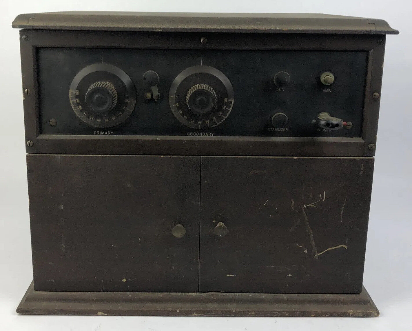 Vintage Amrad 35 Inductrole 3500-3 Table Top Tube Radio Broadcast Receiver *RARE