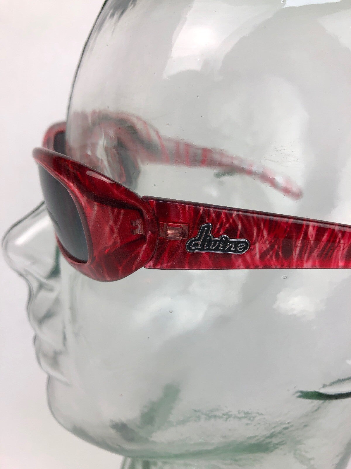 Rare DEVINE Eyewear Collection Red Silver Vintage Style Frames Sunglasses - DSO