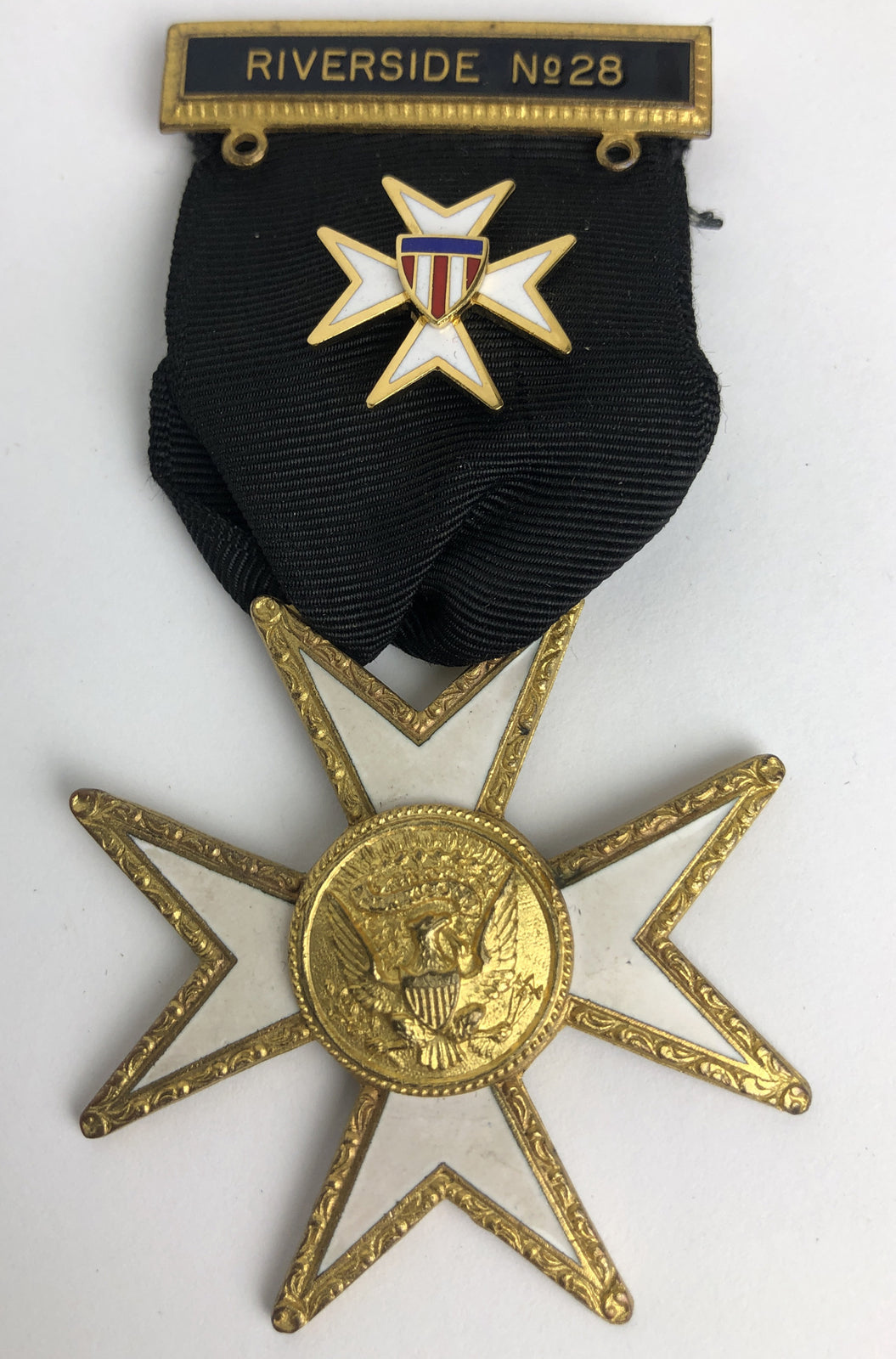 Vintage Ames Medal Masonic Iron Cross Pluribus Unum Riverside No. 28