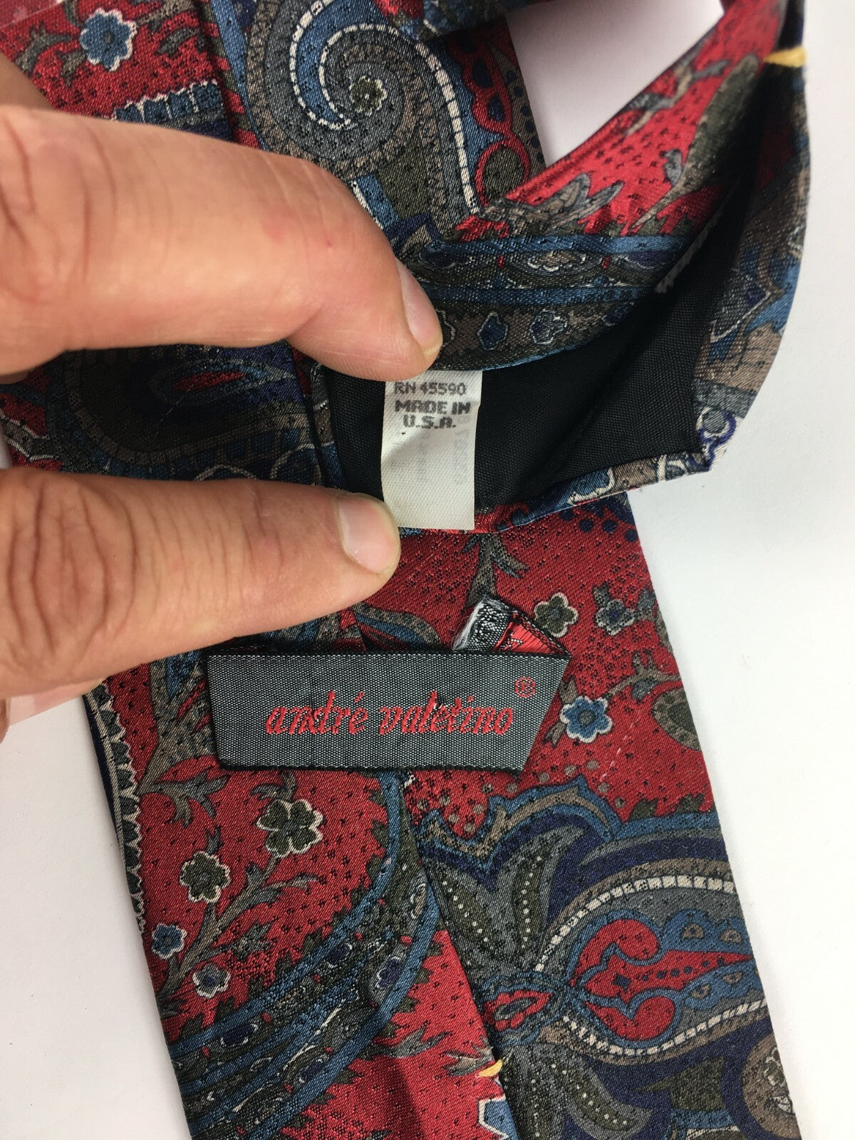 Genuine AndreValetino 100%Silk Handmade Stylish Formal/Casual Tie Multi Coloured