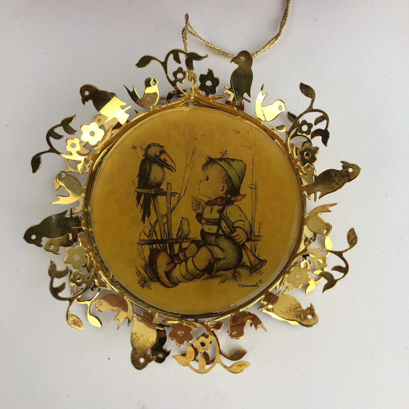 HUMMEL GOLD CHRISTMAS ORNAMENT COLLECTION " The Opinion " DANBURY w Original Box