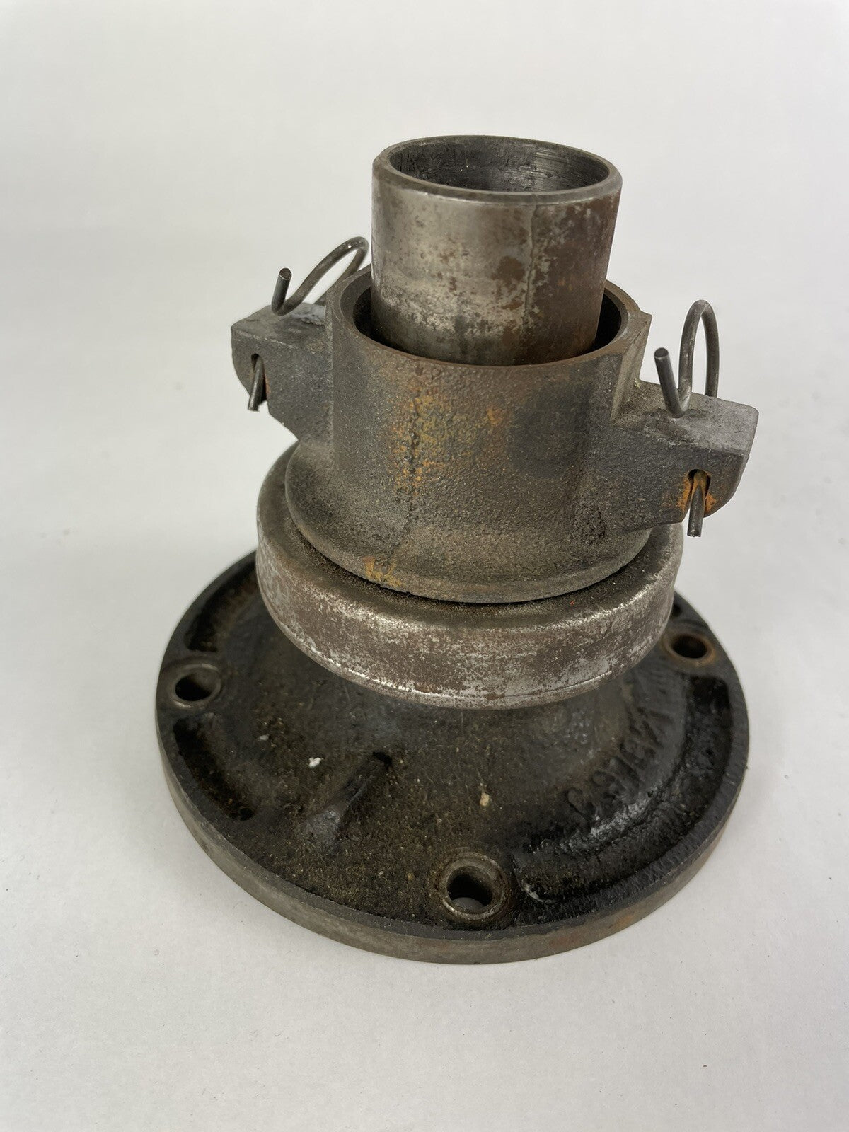 Mopar throw-out bearing and retainer C97624 Hemi 440 A833