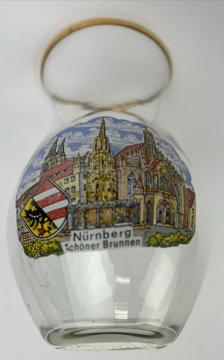Vintage Nurnberg Schoner Brunnen Souvenir 5" 0.25L Glass German Vase