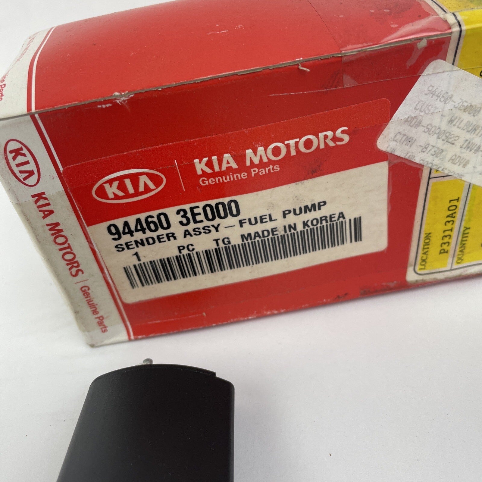 Kia Sorento fuel level sending unit OEM 94460-3E000 2003-2006