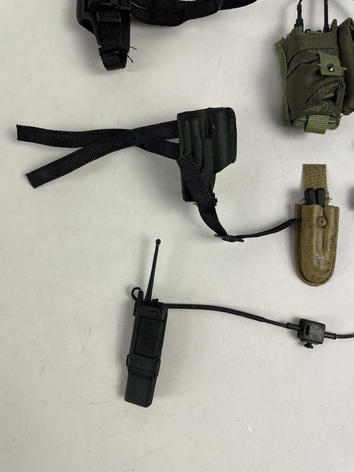 LOT OF 16 VTG 90s GI Joe gun knife holster canteen For 1/6 Scale 12" Figures