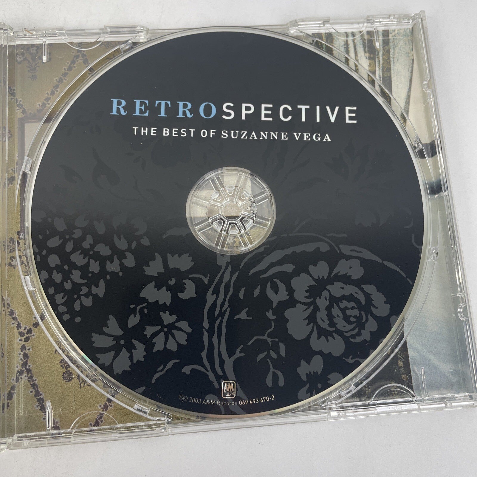 Retrospective, The Best Of Suzanne Vega - Suzanne Vega Digital Audio CD 2003 A&M