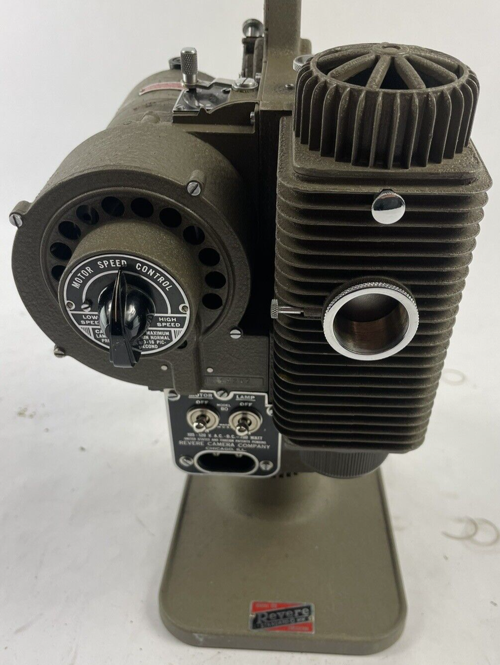Vintage REVERE Standard 8mm Projector Model 80 Reel to Reel