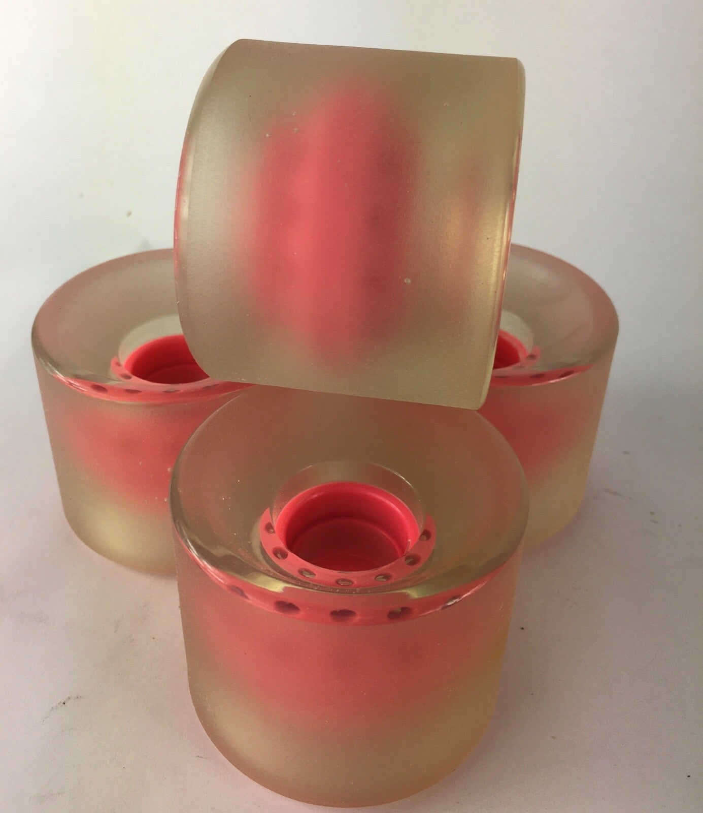 Cruiser CLEAR BRIGHT Pink CORE GUMMY Skateboard Wheels 82A 62 mm Stone Sanded