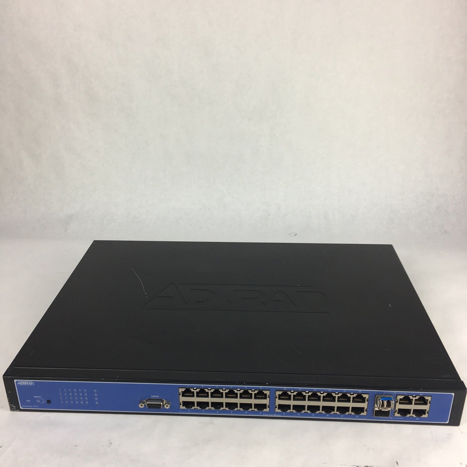 Adtran NetVanta 1234 24-Port 10/100 Managed Switch
