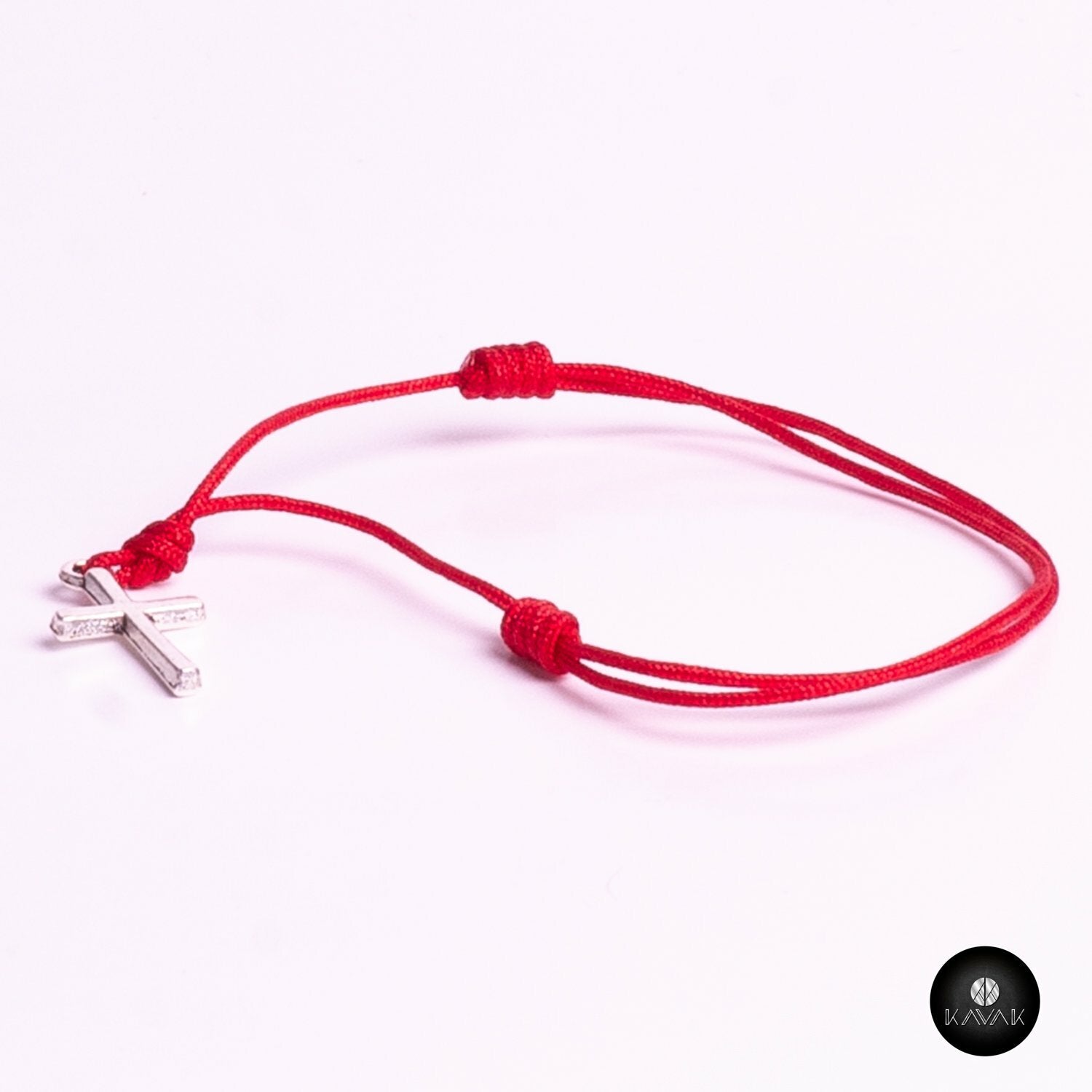 Kavak handmade red Cruz string adjustable women's bracelet