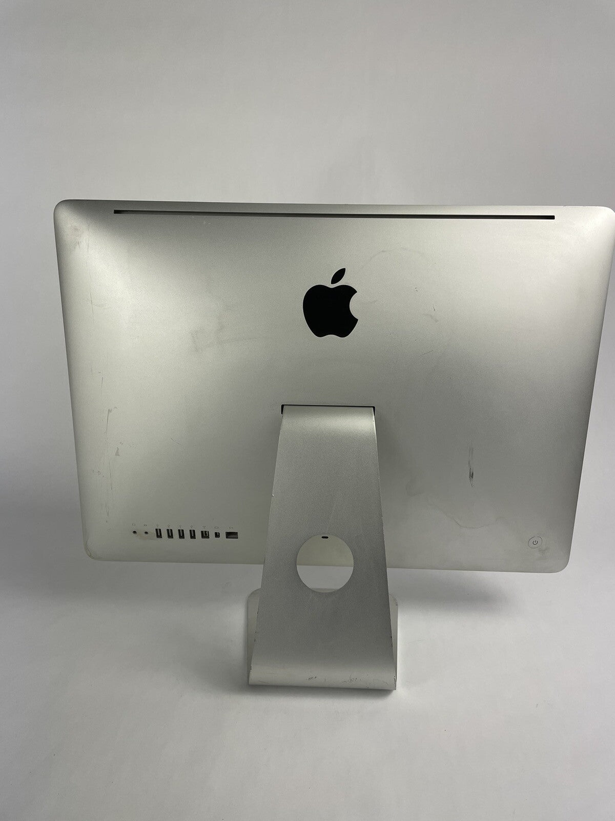 Apple iMac 21.5" Desktop Intel Core i3 3.06GHz 4GB RAM 500GB HDD A1311