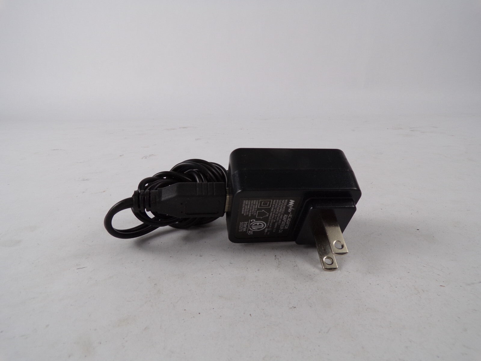 Genuine Hw HWEC-9050-1 Ac Adapter Output 5 V 2 A Power Supply Adapter A55