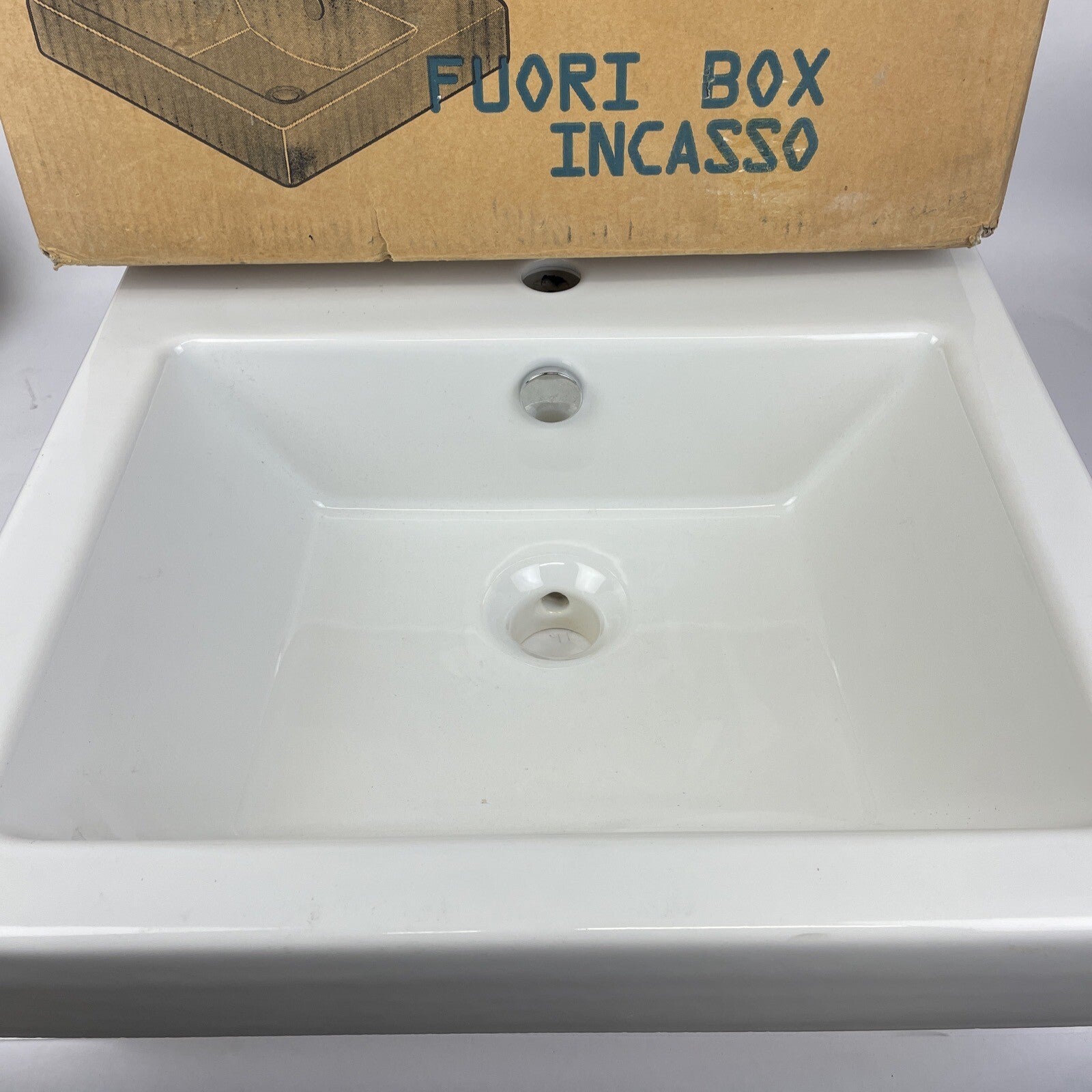 Designer Fuori Italia Italy Box Incasso Basin Sink Model L175 White - RARE FIND