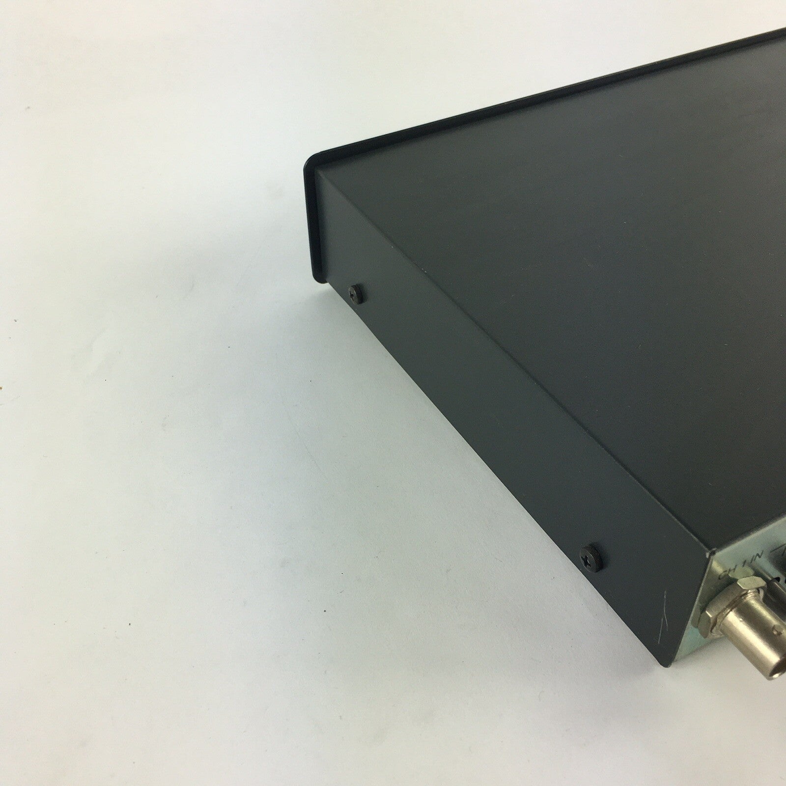 Ocean Matrix OMX-7027 1x8 Video Only Distribution Amplifier