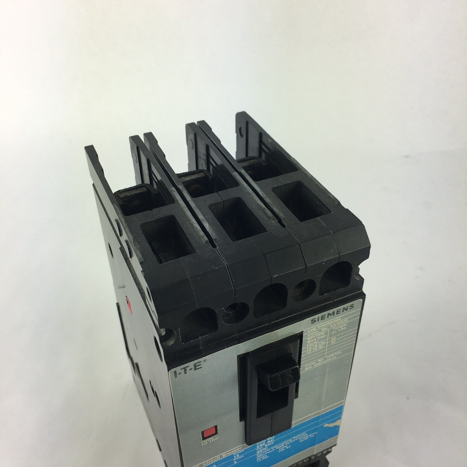 ITE Siemens Sentron ED2 3 pole 15 amp 240v ED23B015 Circuit Breaker ED