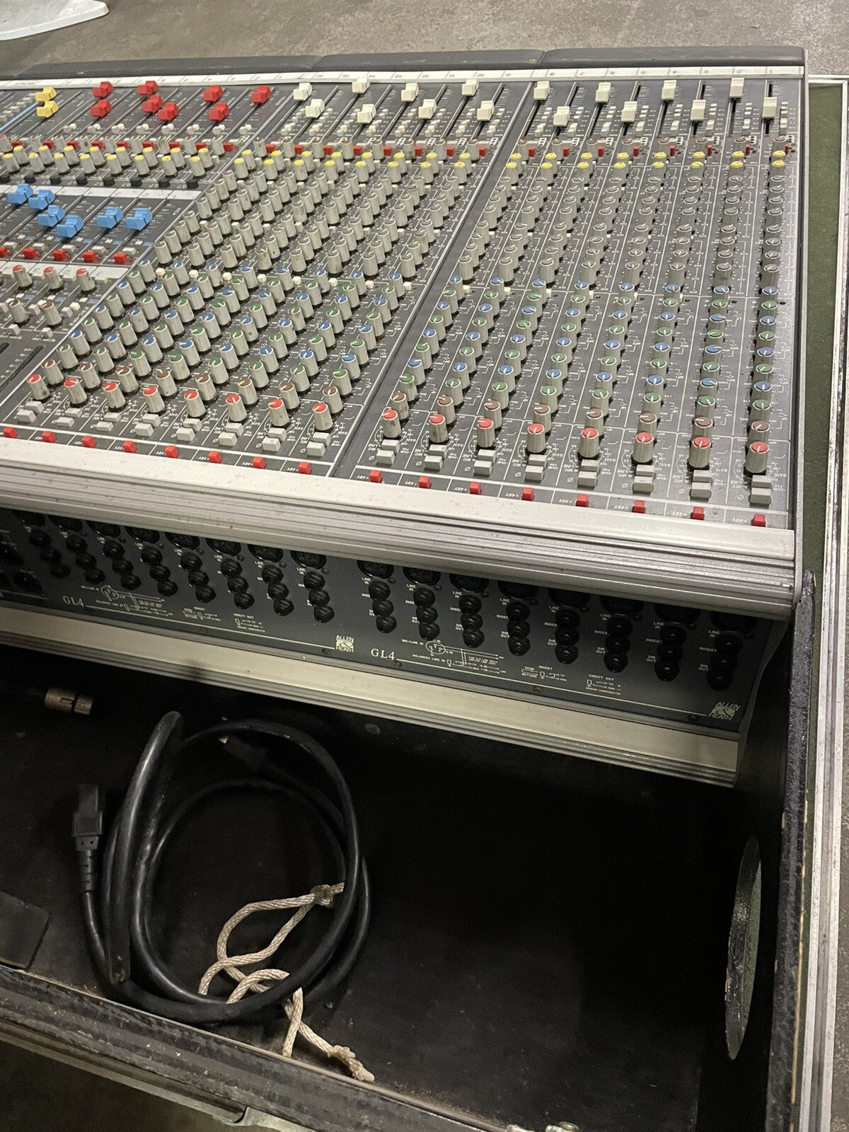 Allen & Heath GL4 Professional Mixing Console