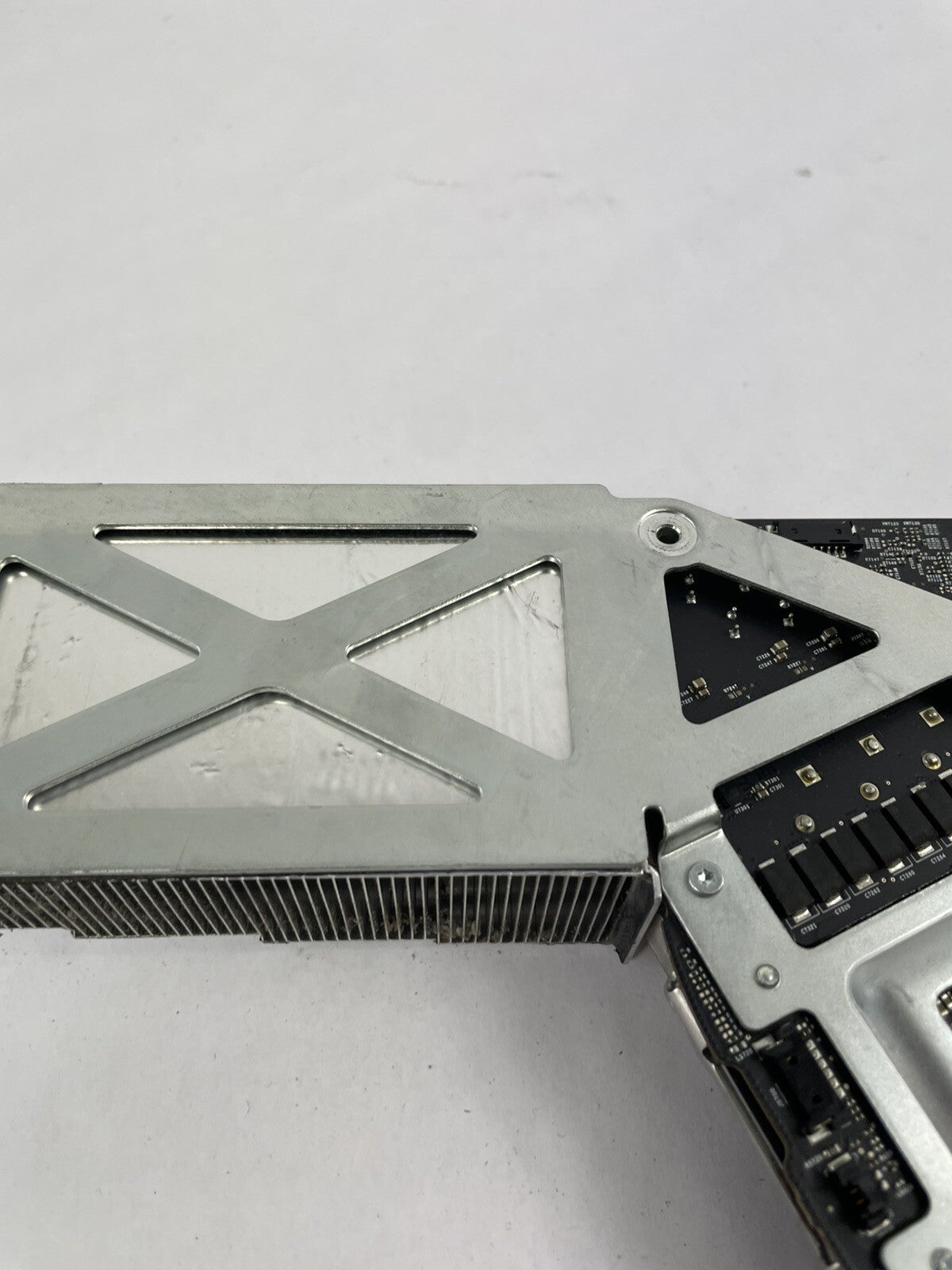 iMac 820-3126-A 21.5" A1311 Logic Board Assy w/2.5 GHz i5 CPU EMC 2428 Mid 2011