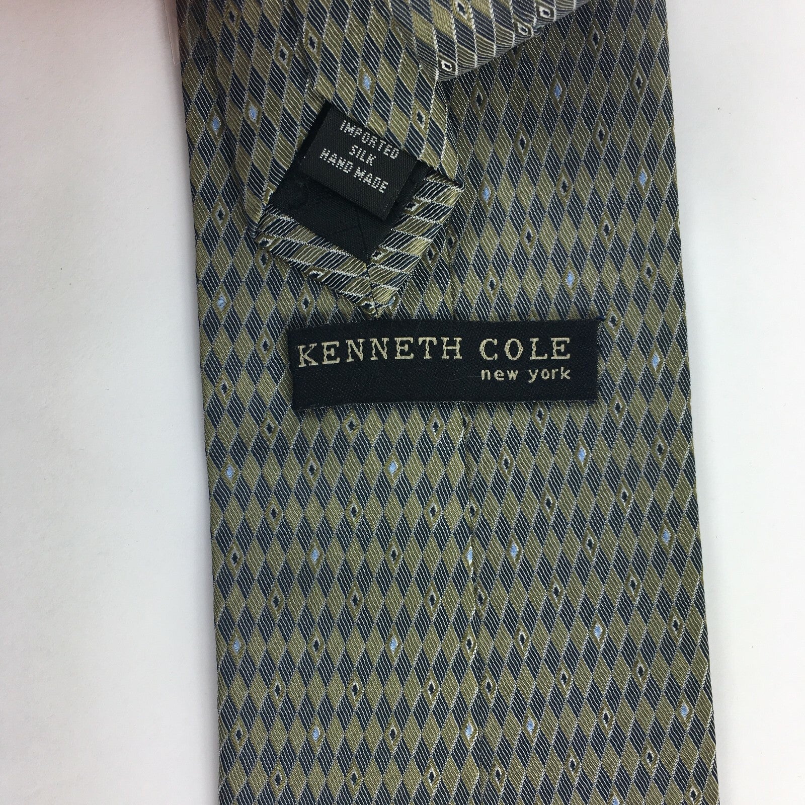 Genuine Kenneth Cole 100% Silk Handmade Stylish Formal/Casual Tie Multi Coloured