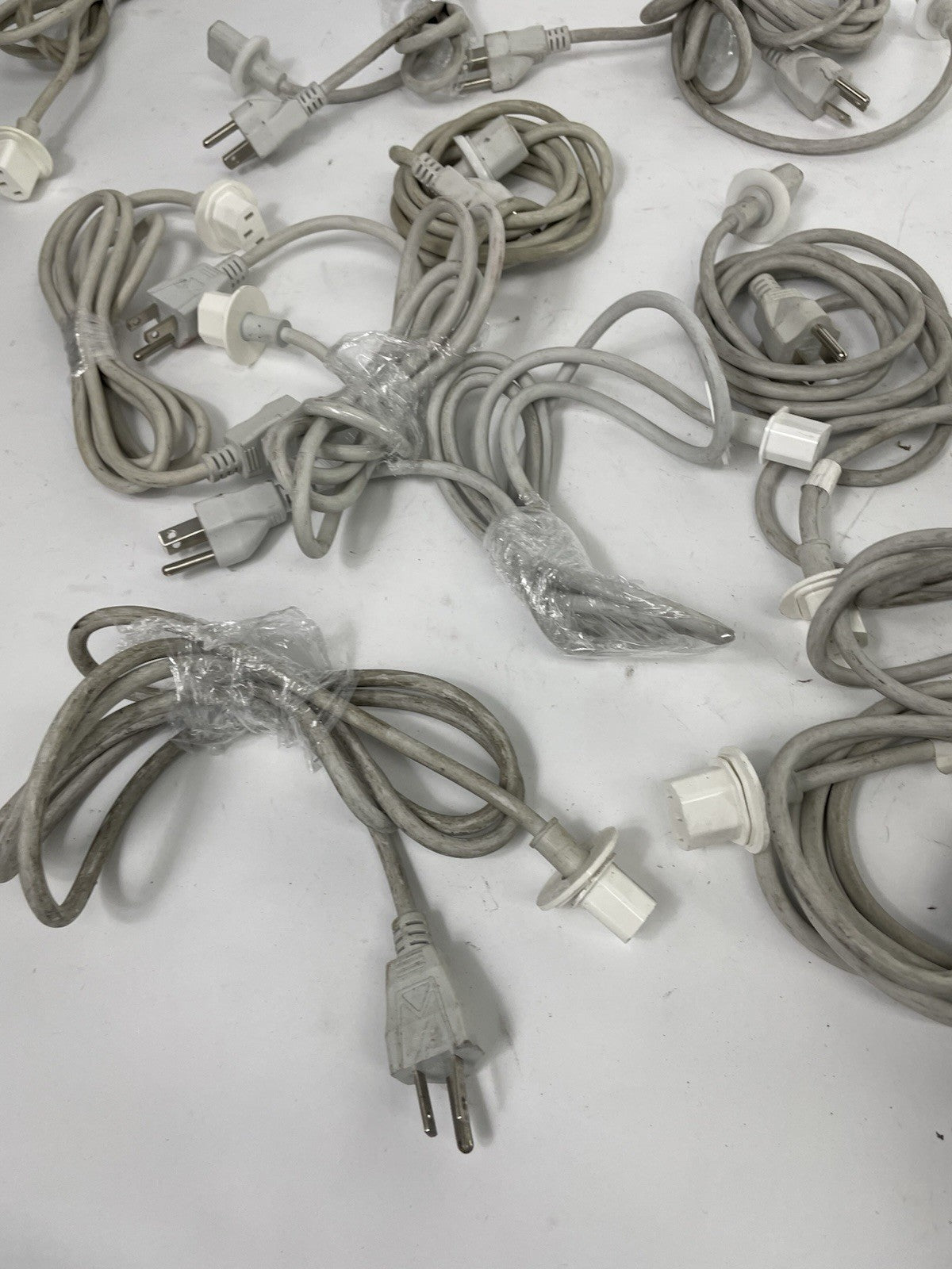 Lot of 16 Apple iMac Power Cords 6ft 2-Prong & 3-Prong OEM Assorted Cables