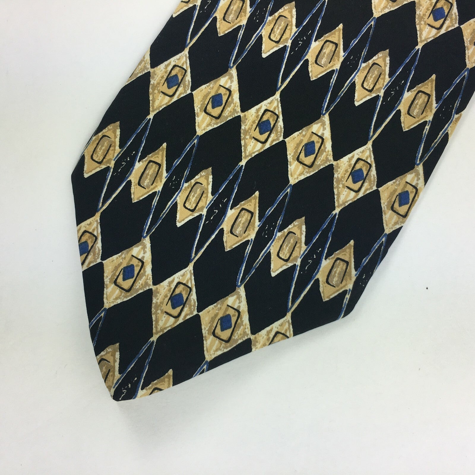 Genuine Geoffrey Beene Silk Handmade Stylish Formal/Casual Tie Multi Coloured
