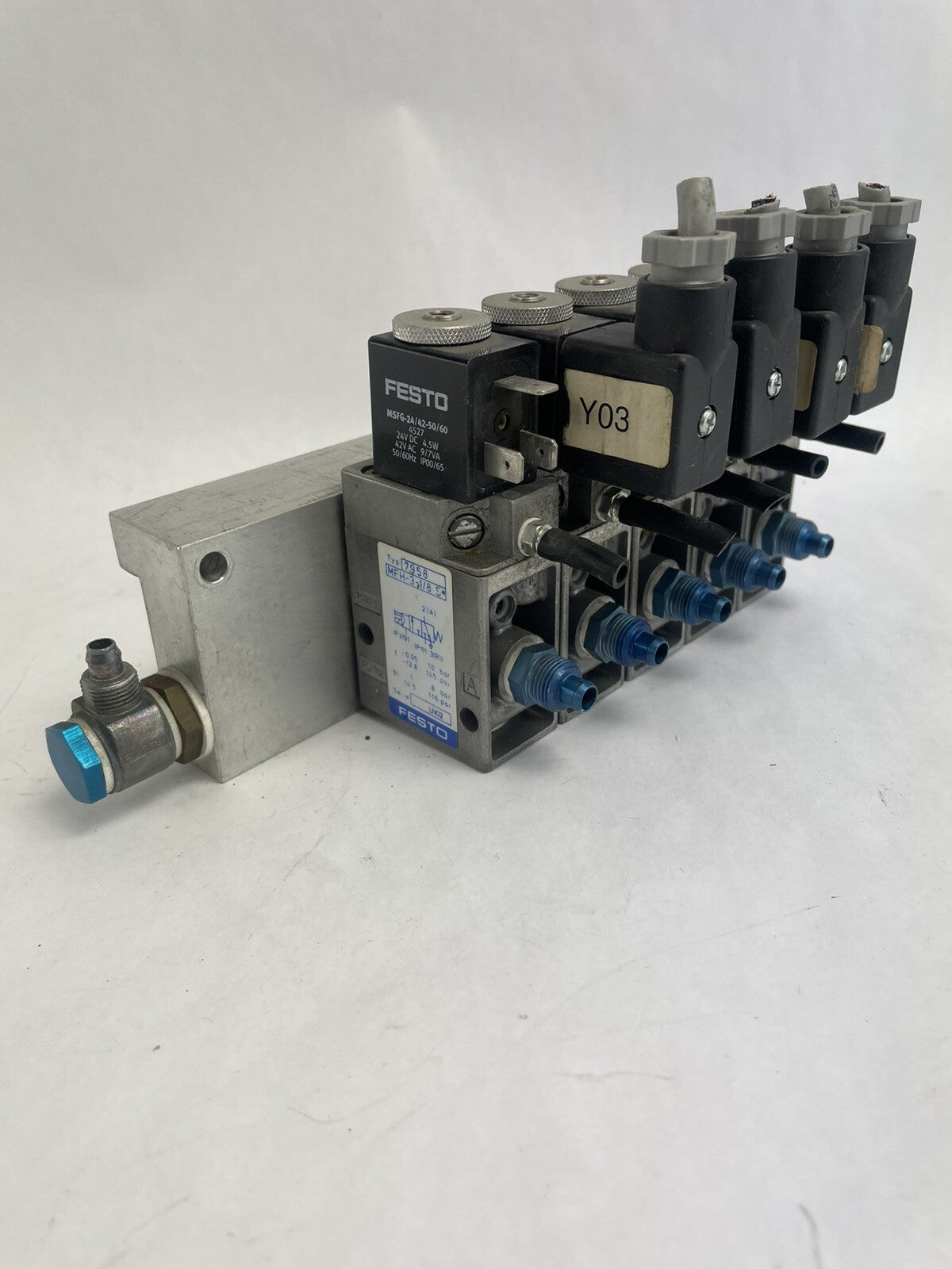Bank of 5 FESTO 7958 MFH 3-1/8 S solenoid Valve 24V DC MSFG-24/42-50/60