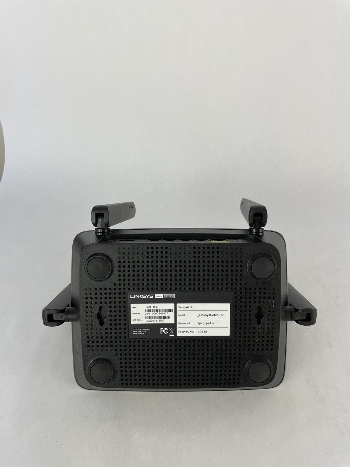 Linksys MR8300 Max-Stream AC2200 Mu-Mimo Tri-Band Wireless Router