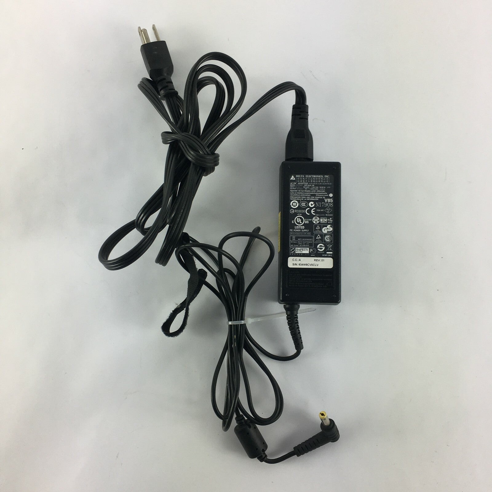 Genuine Delta ADP65JHDB Output 19 V 3.42 A Power Supply Adapter A41