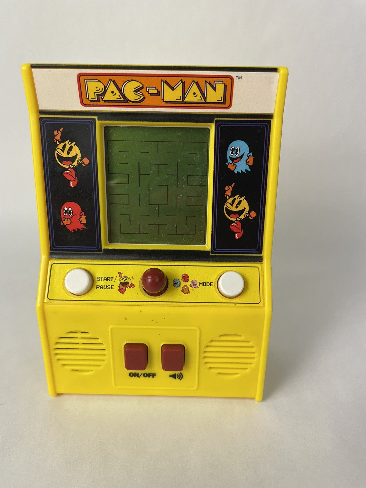 Pac-Man Handheld Retro Mini Arcade Classic Game Bandai Namco Working!