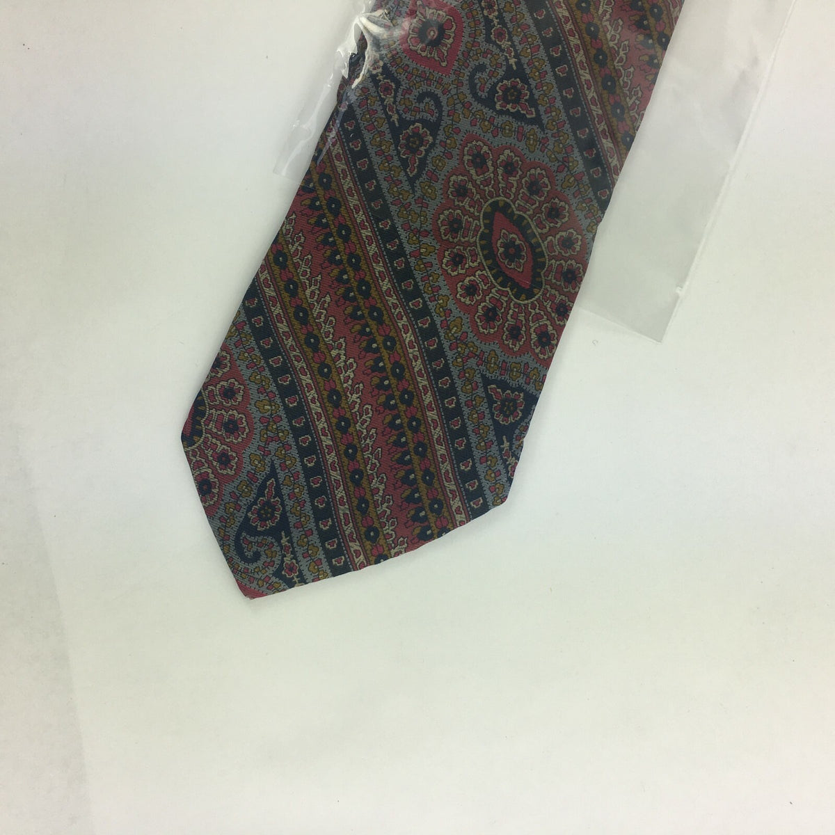 Genuine Windsor 100% Silk Handmade Stylish Formal/Casual Tie Multi Coloured